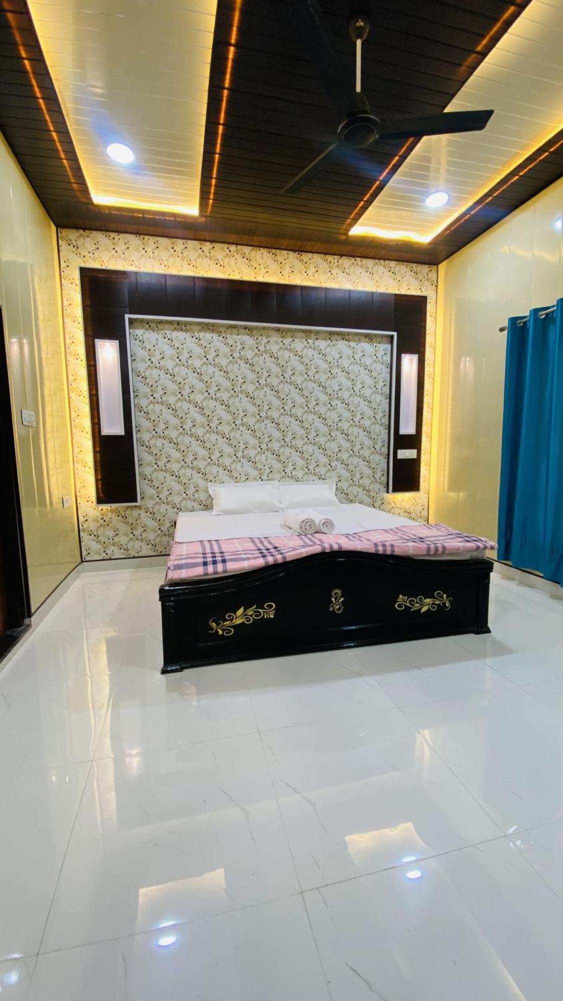 Hotel Mandir Saket Bhawan