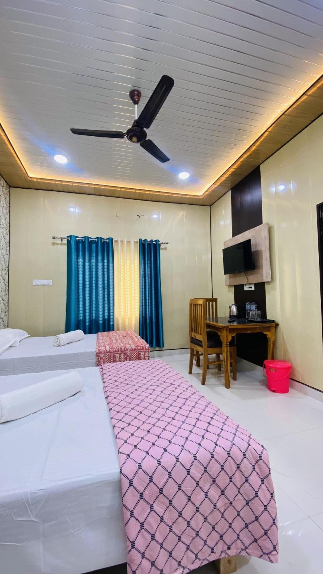 Mandir Saket Bhawan Hotel 2*