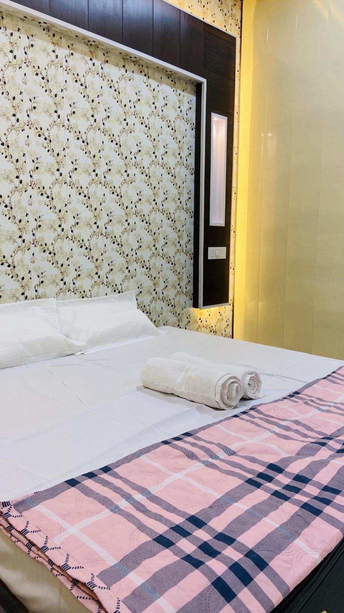 Mandir Saket Bhawan Hotel