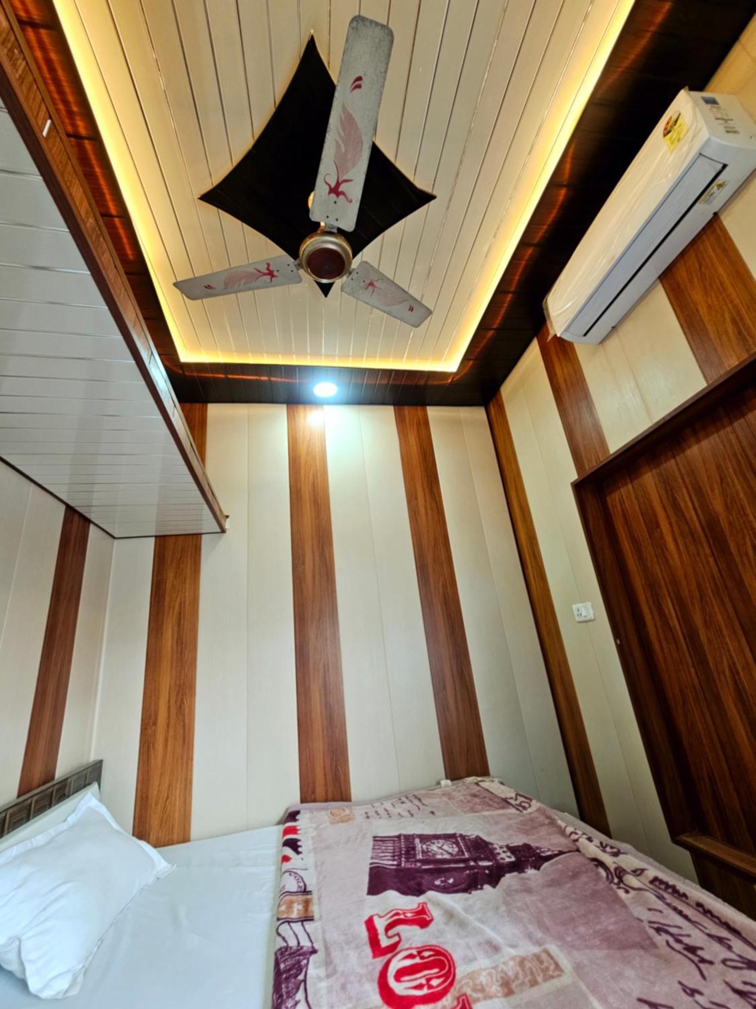 Homestay Shree Rameshwaram Palace &