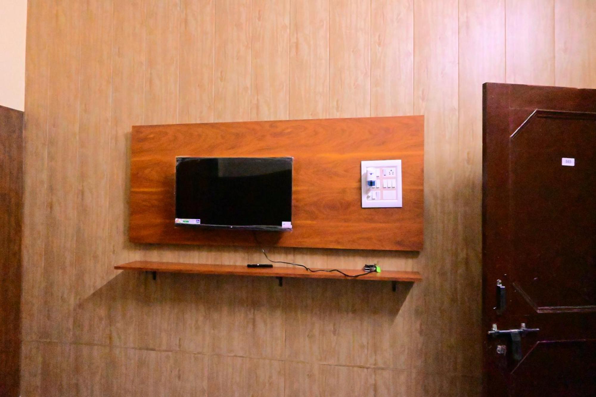 Homestay Shri Radha Krishna Bhawanam Raghunandan Ayodhya