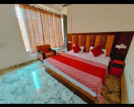 Kiran Palace Guest house Ayodhya