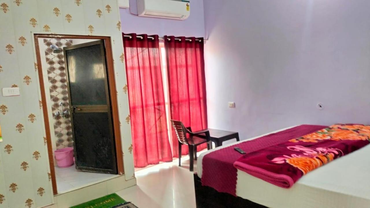 Premshi Guest house Ayodhya