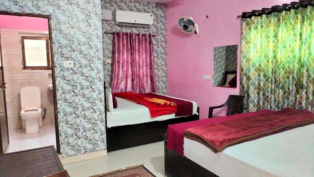 Premshi * Ayodhya