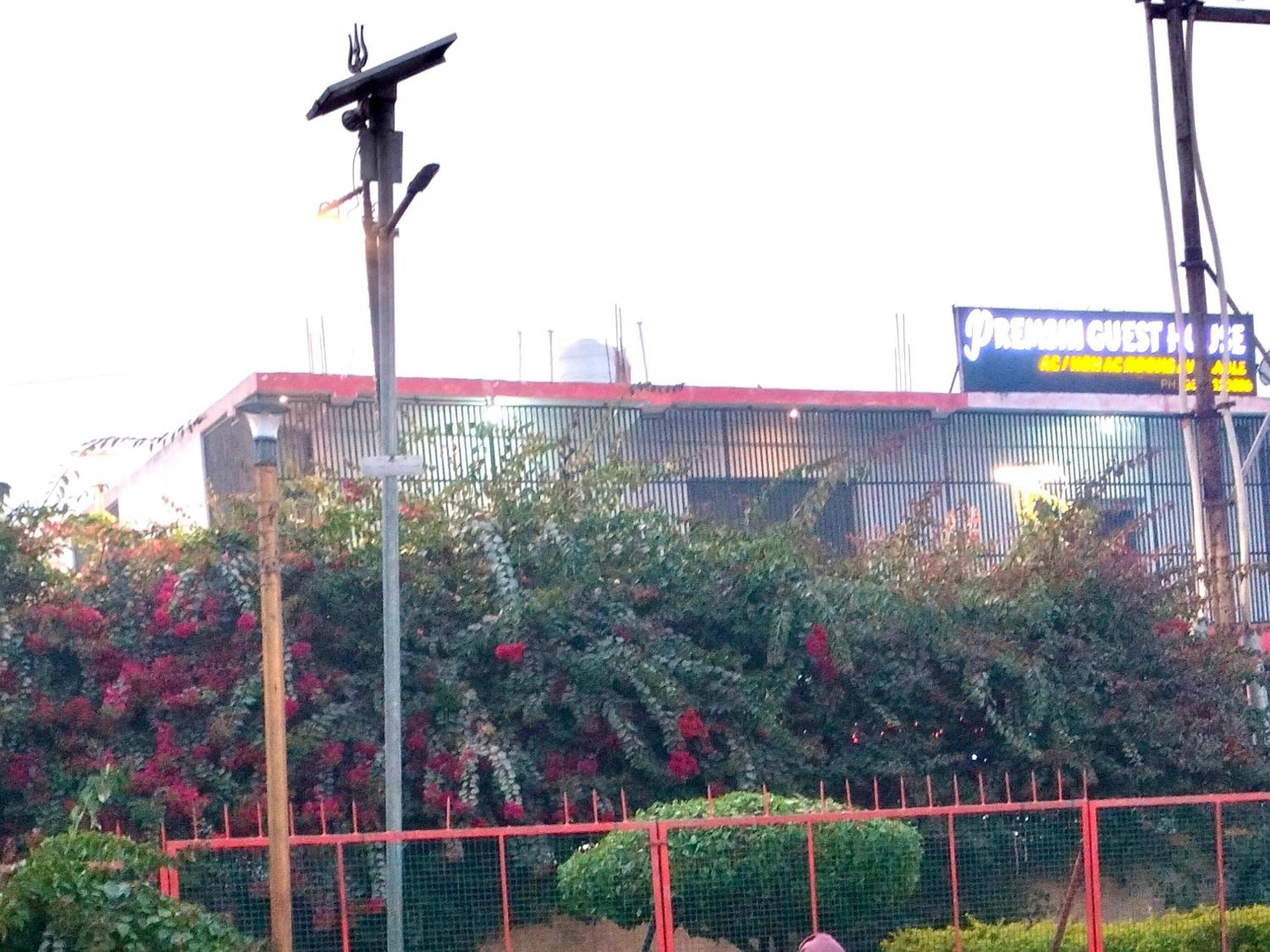 Premshi * Ayodhya