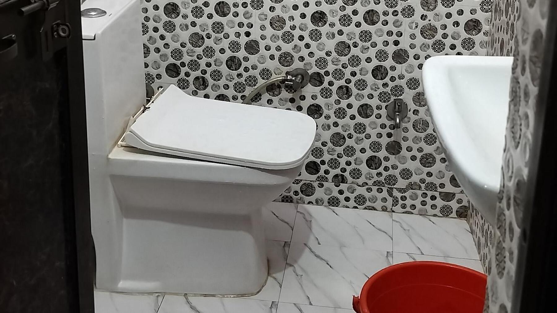 Premshi Guest house *