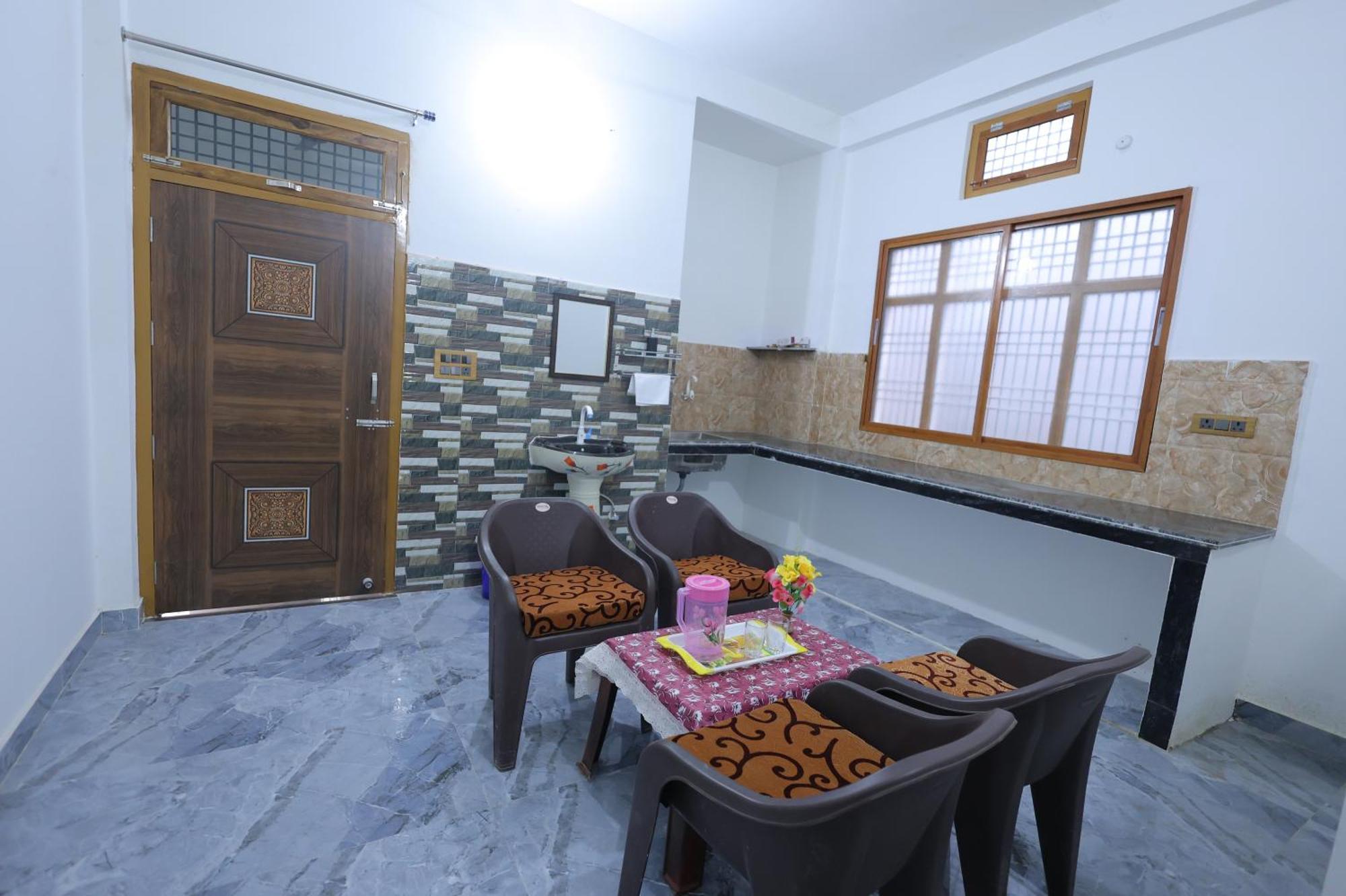 Shivangan Homestay Ayodhya