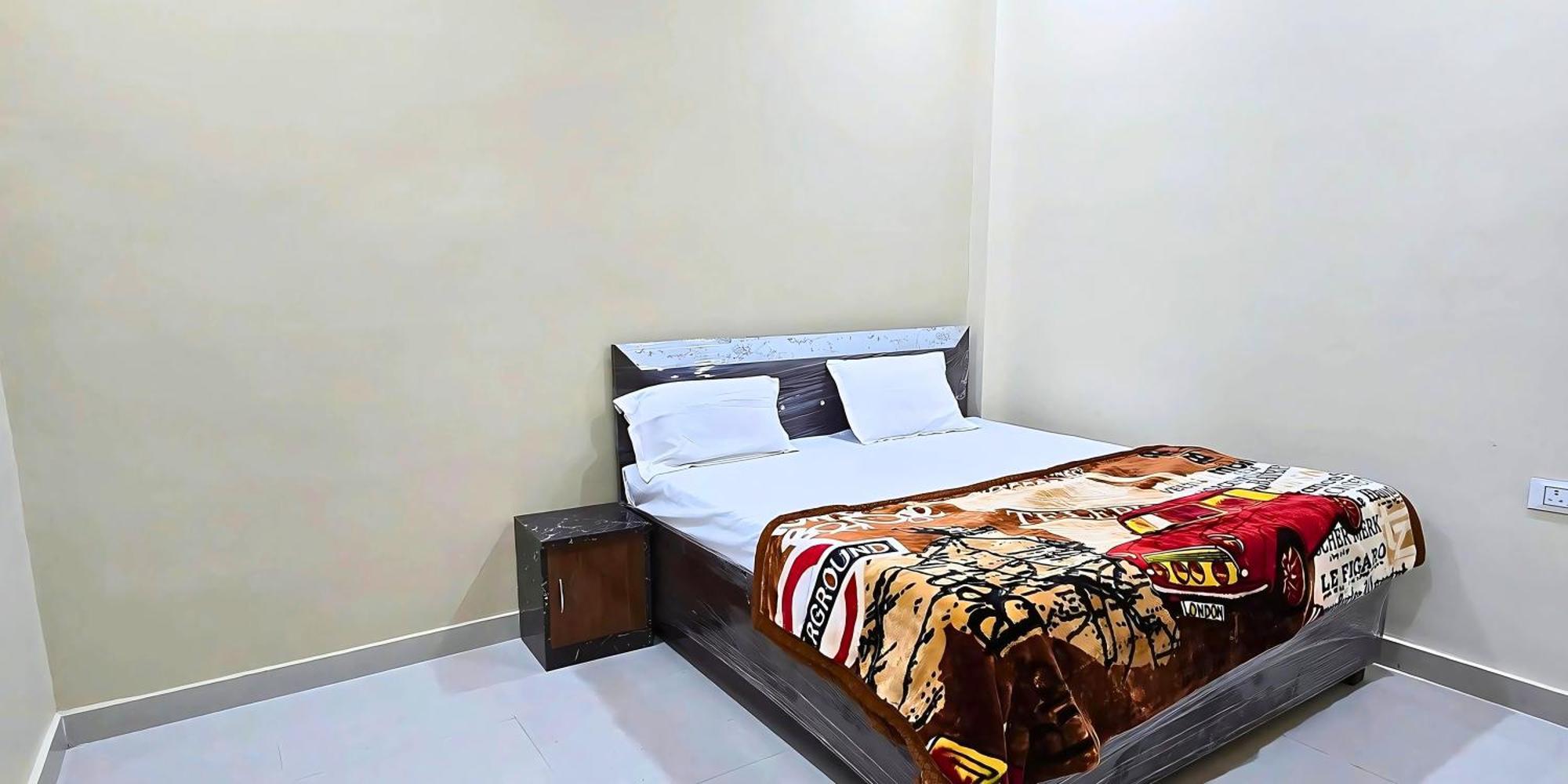 Siddhi Palace, Near Ram Mandir Guest house