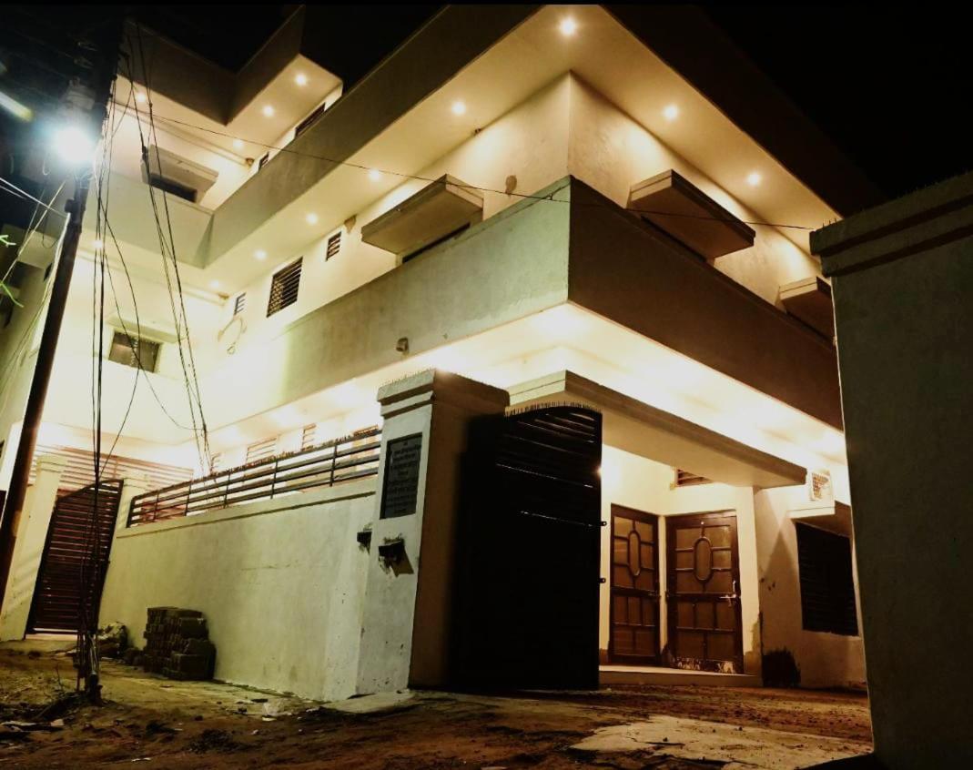 Shri Ram Lalla International * Ayodhya
