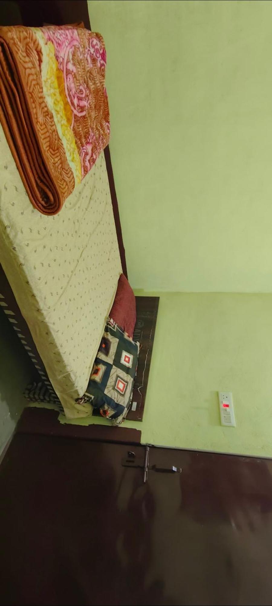 Yatri Niwas Hotel