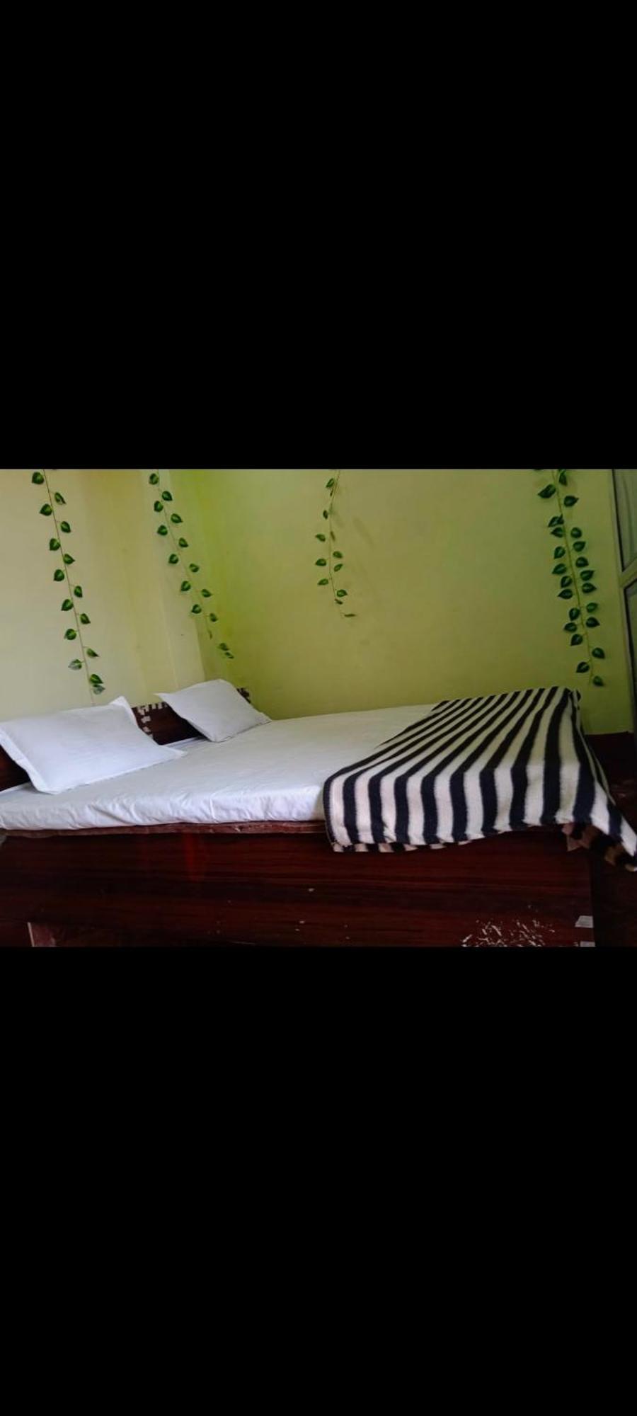 Yatri Niwas Hotel