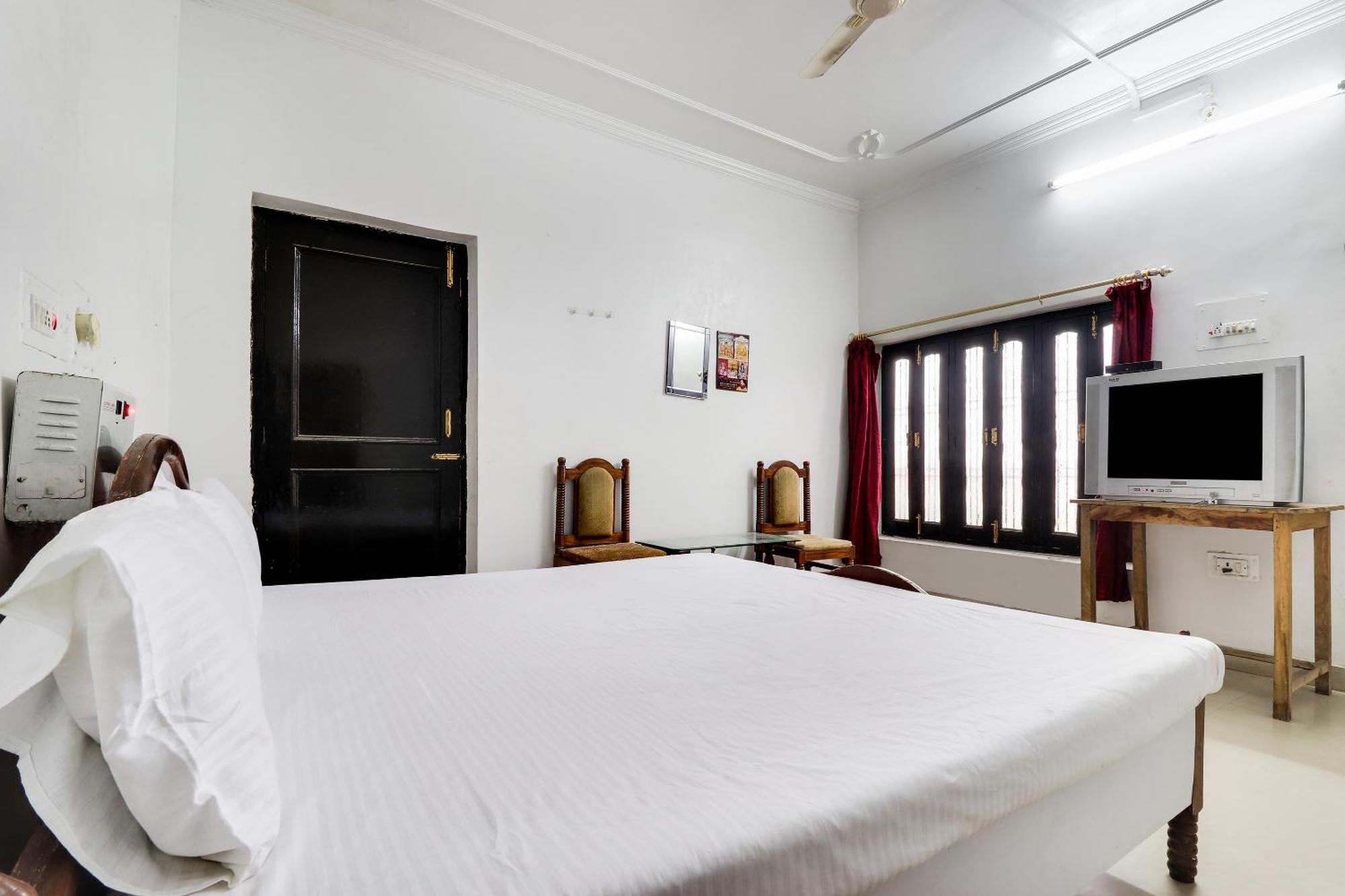 O Hanuman Bagh Hotel 3*