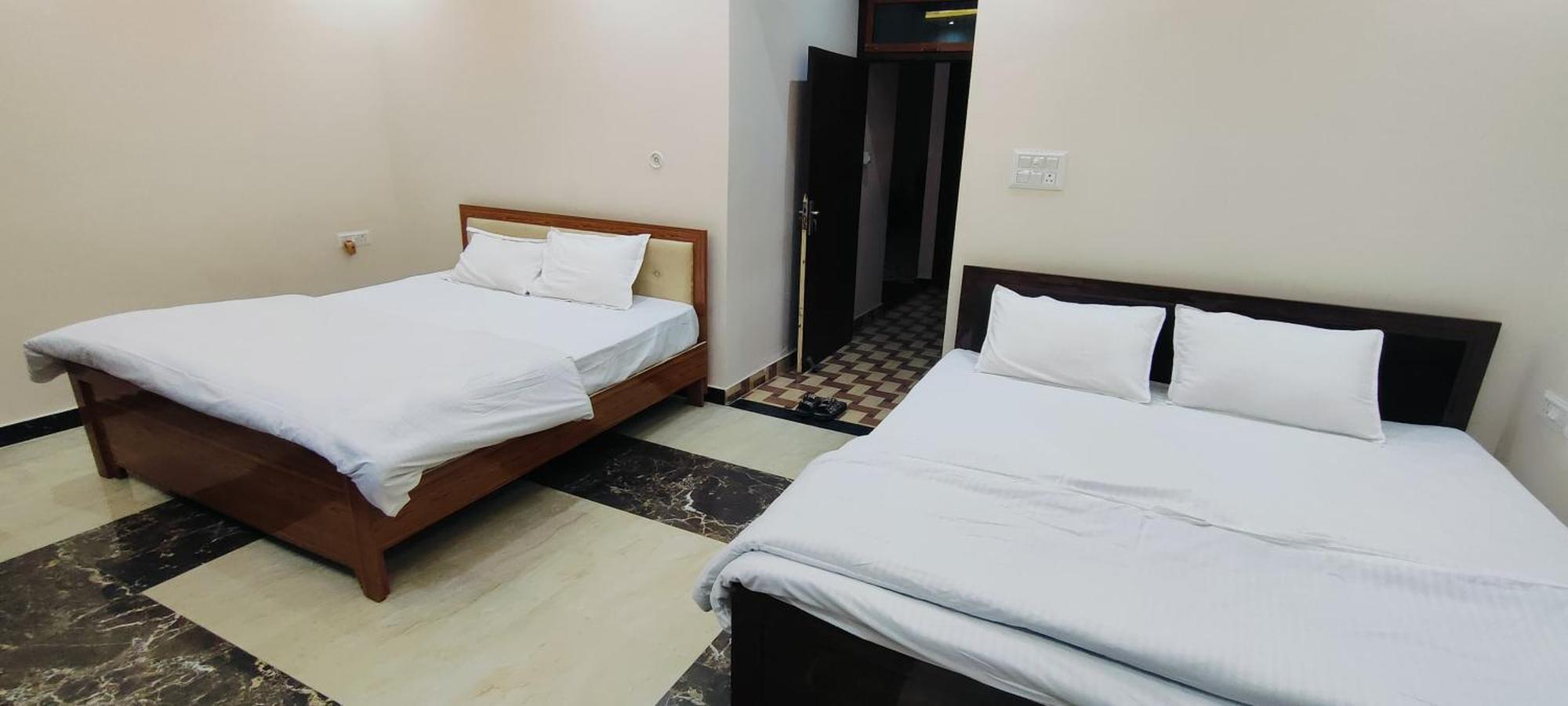 Fauji Homestay Ayodhya