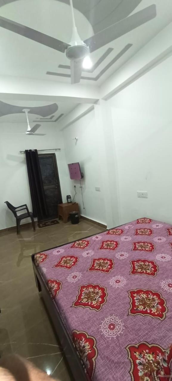 Trend Trend Homestay Ayodhya