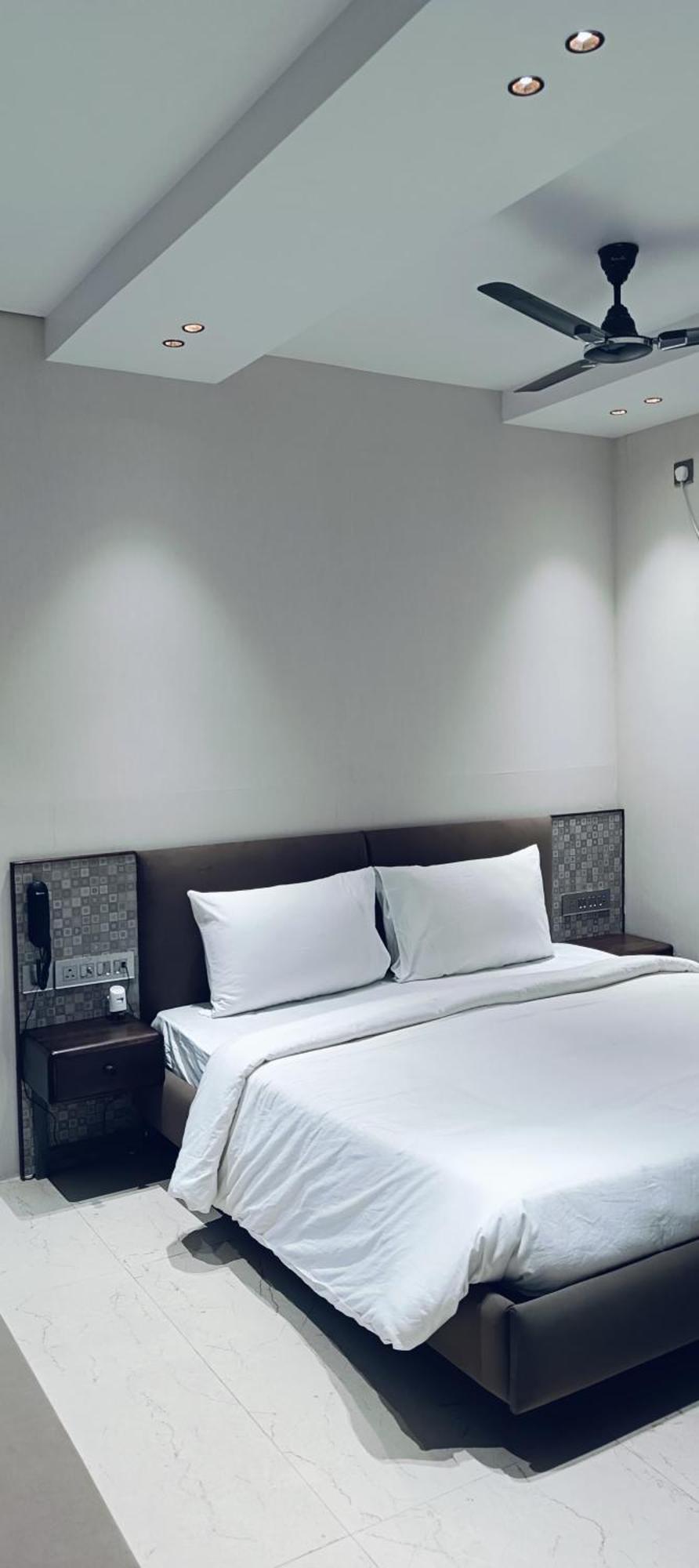 Hari Om Residency 800 Meters From Ram Mandir