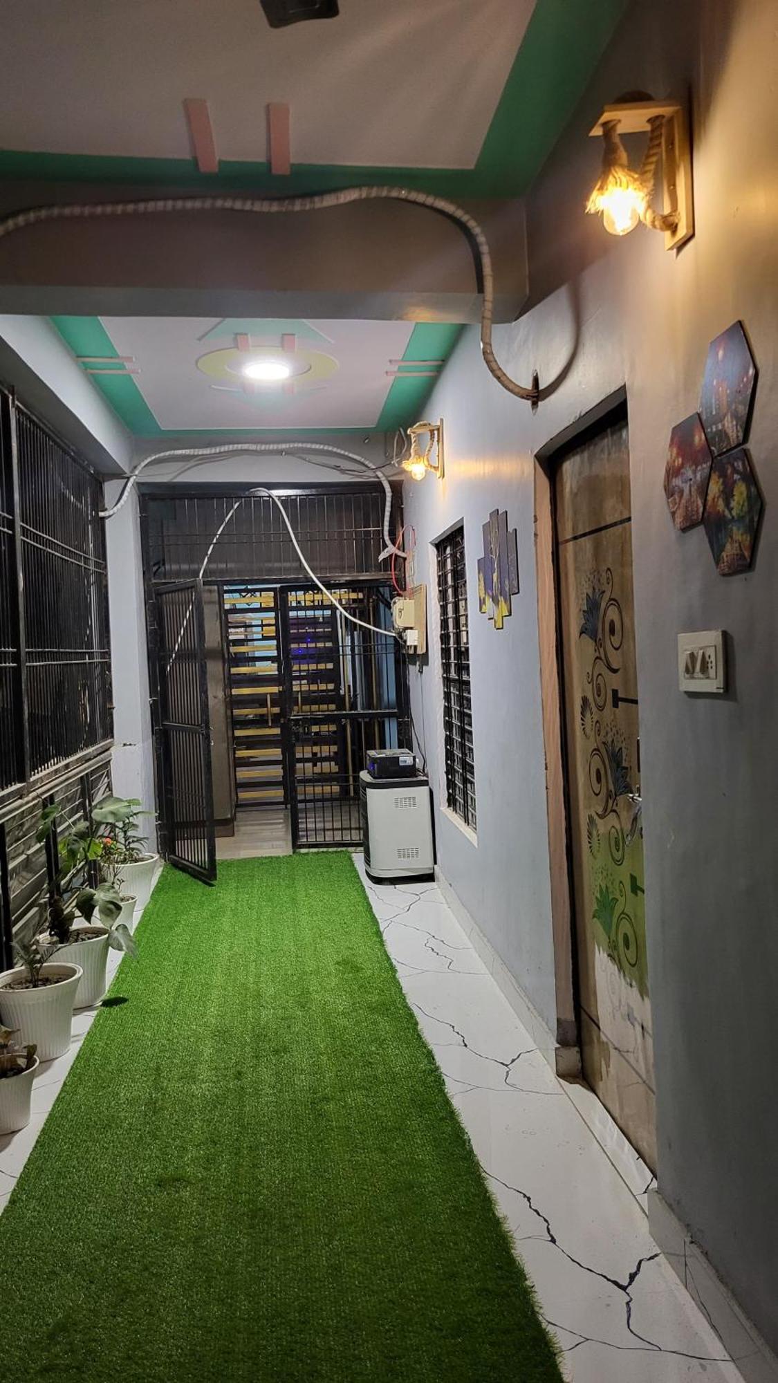 Pralaksha & Dormatry Hostel