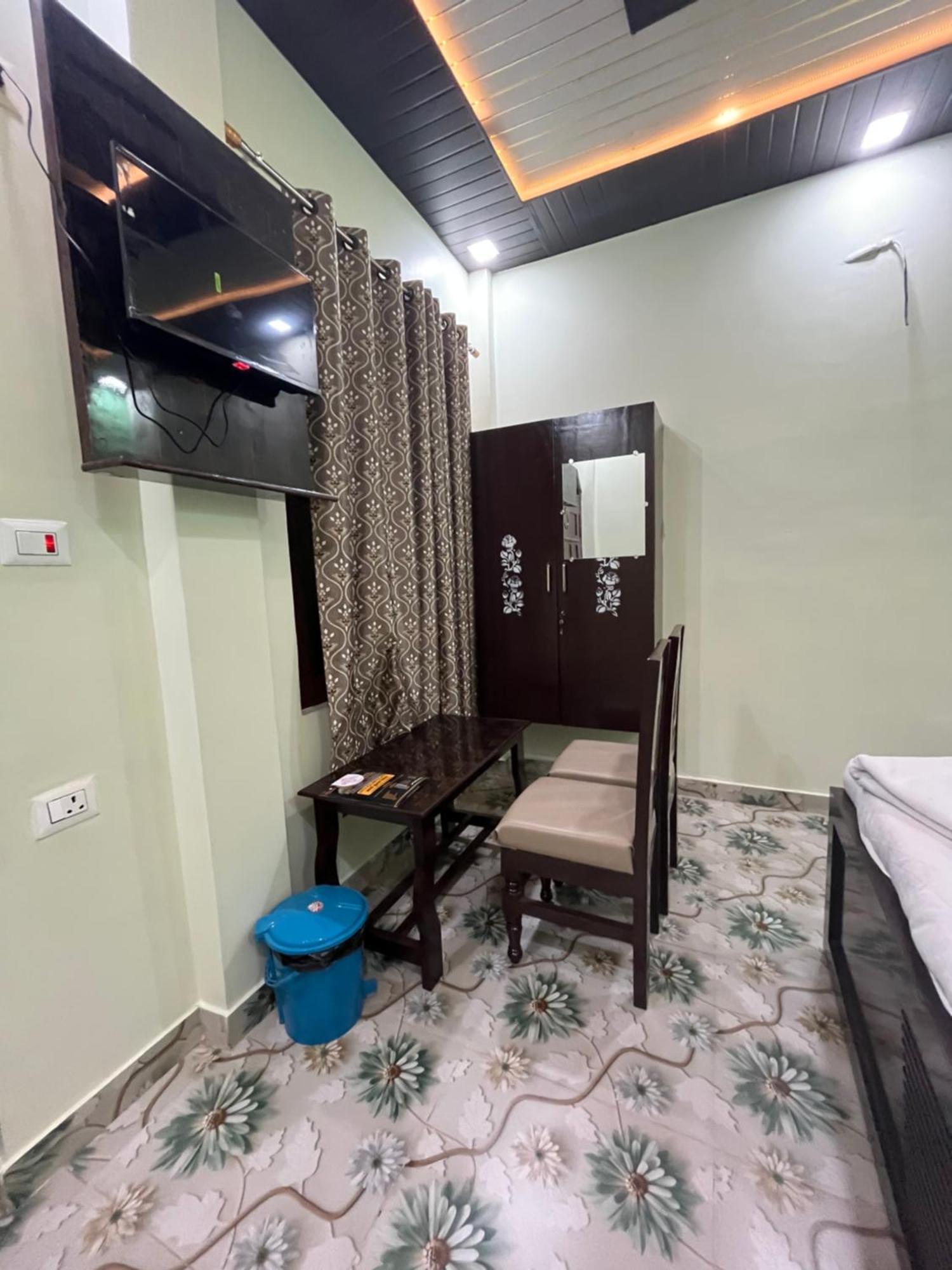 Arya Kulam Palace 3* Ayodhya