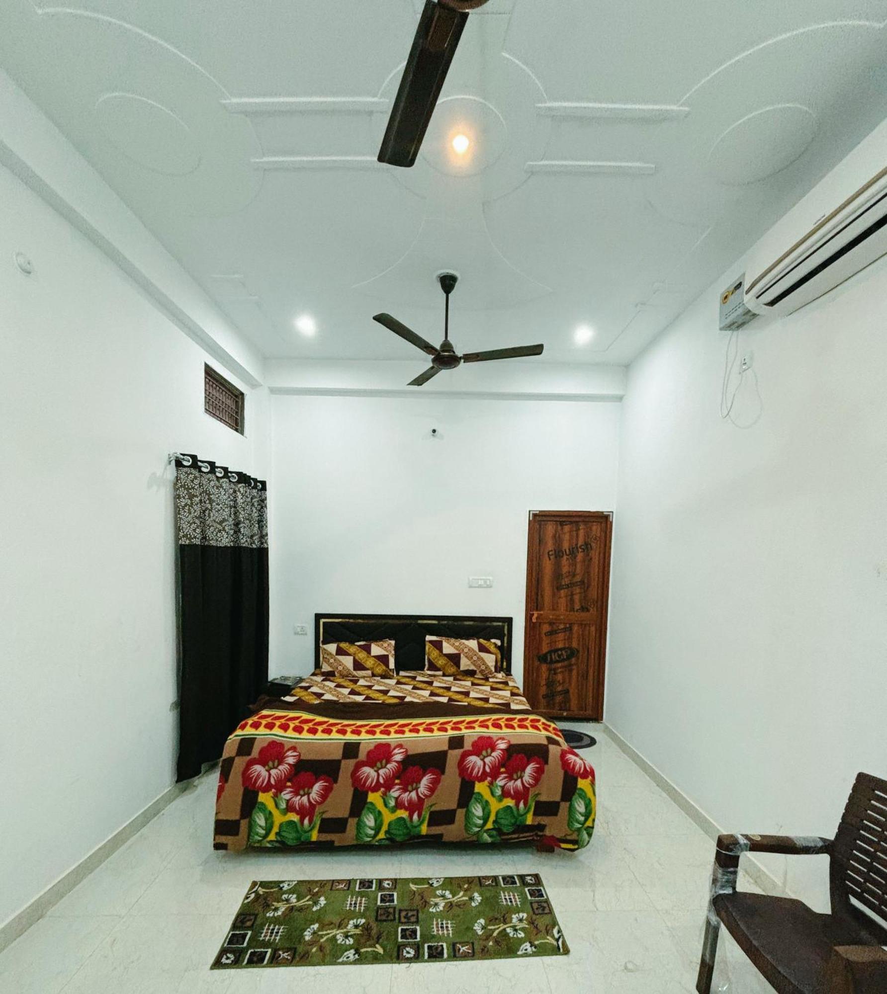 Shri Ram Sharnam Palace