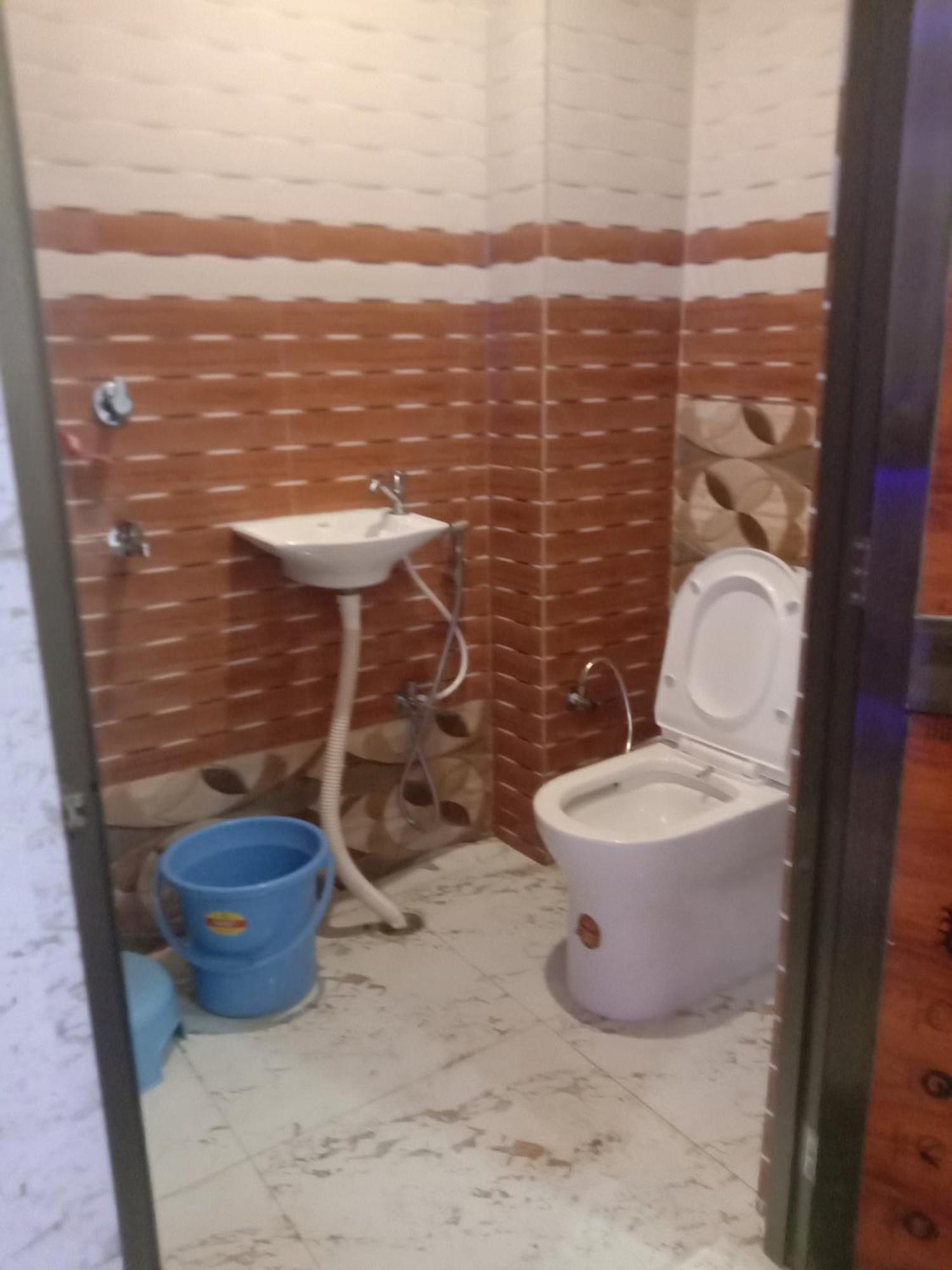 Hotel Shri Ram Nilayam Ayodhya