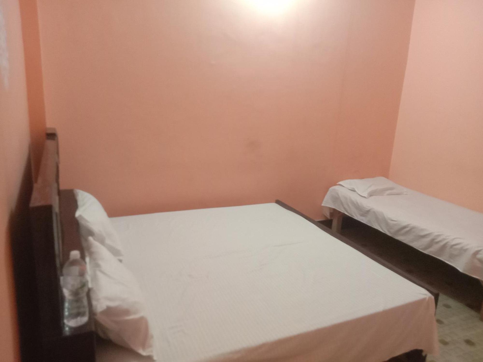 Shri Ram Nilayam Hotel