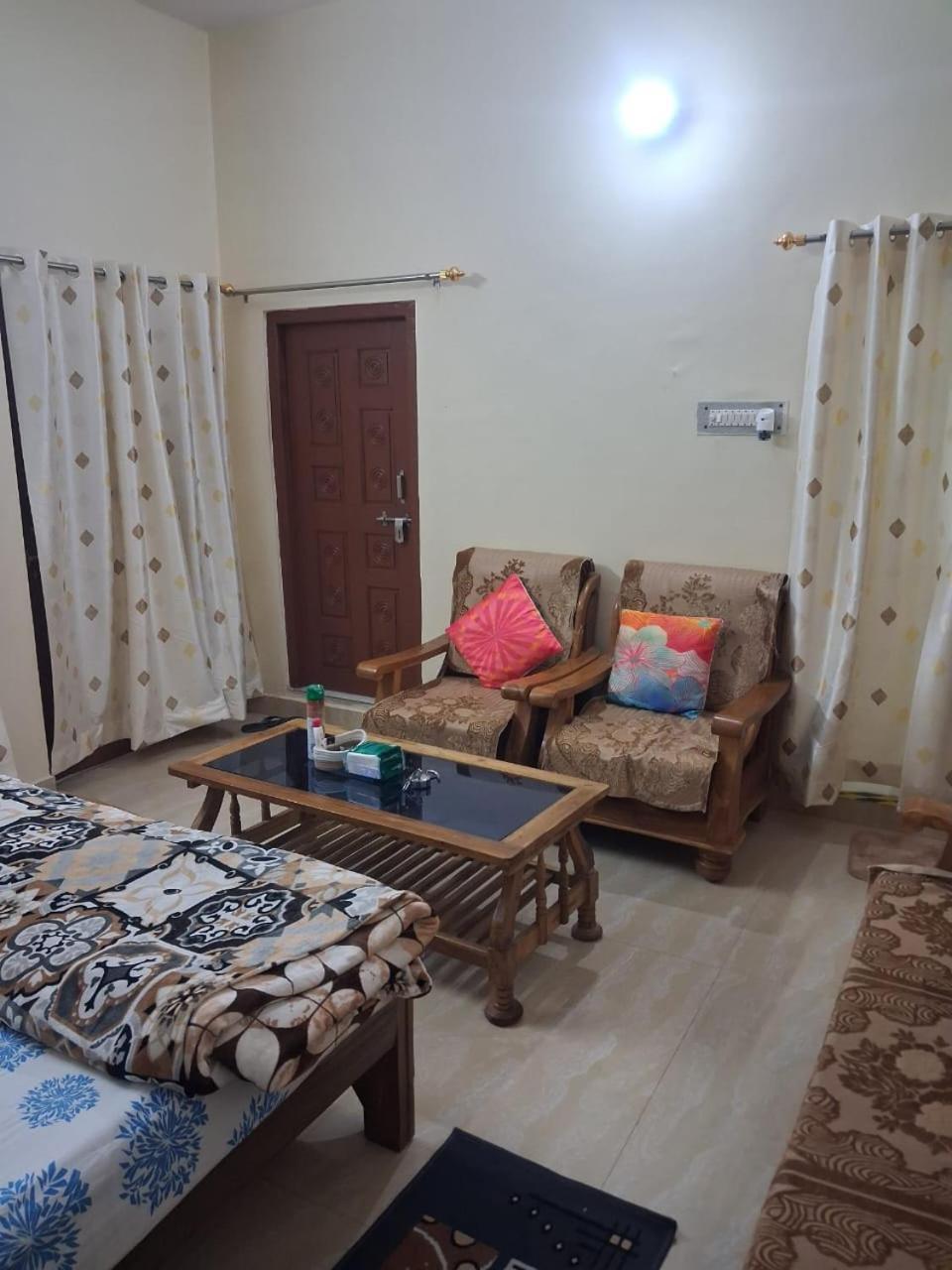 Guest house Om Ayodhya