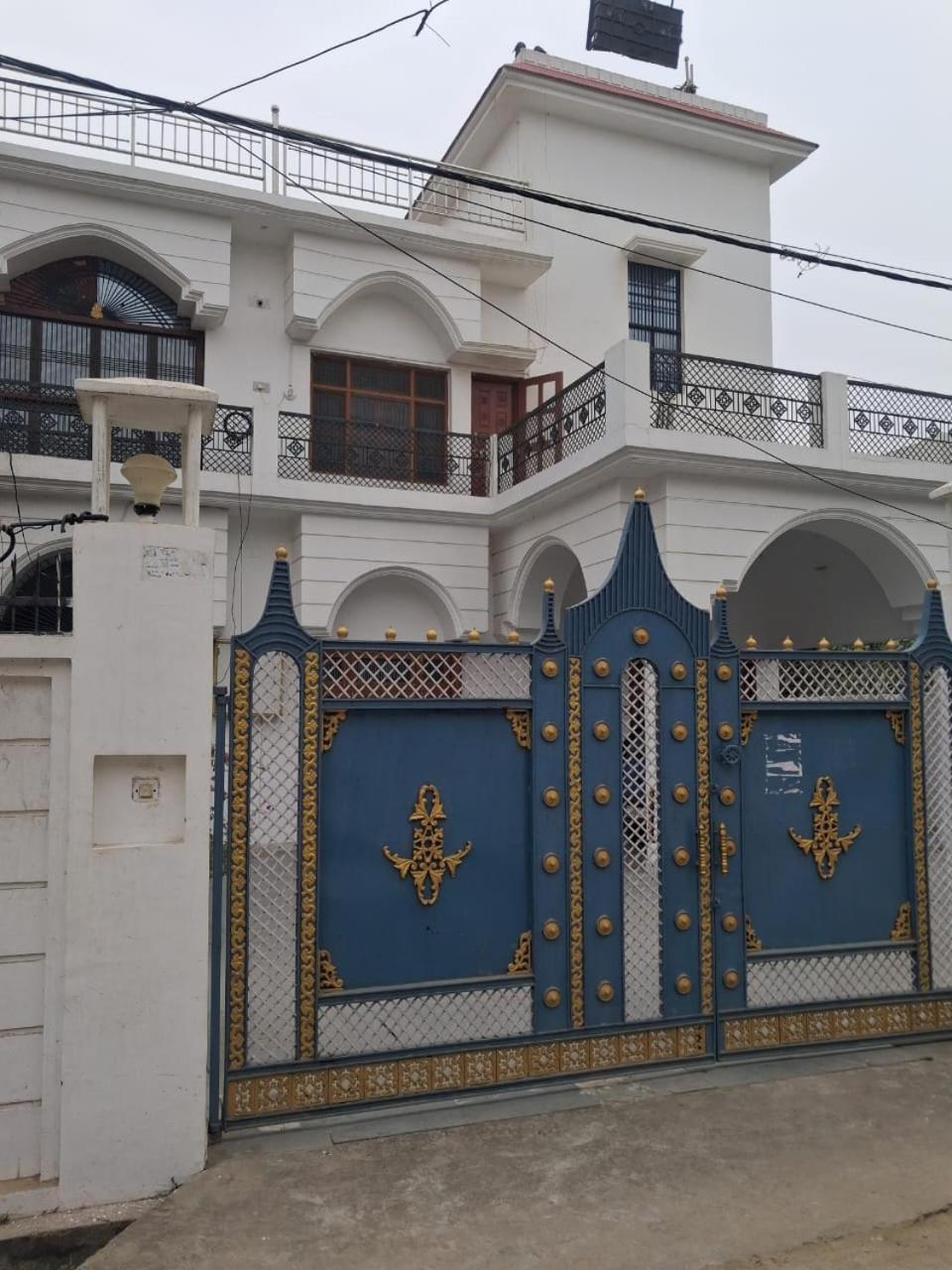 Om Guest house