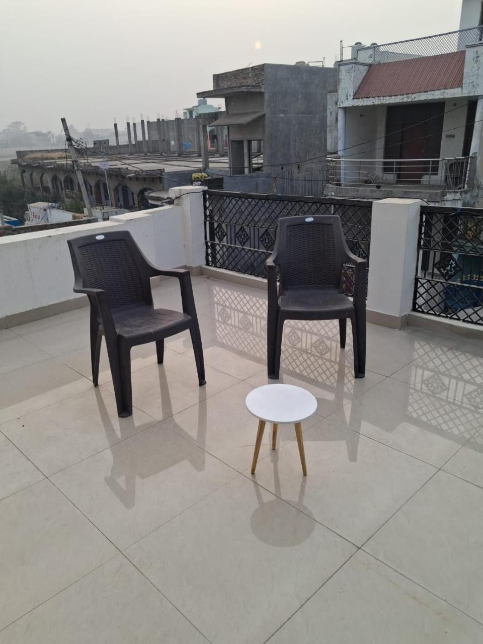 Guest house Om