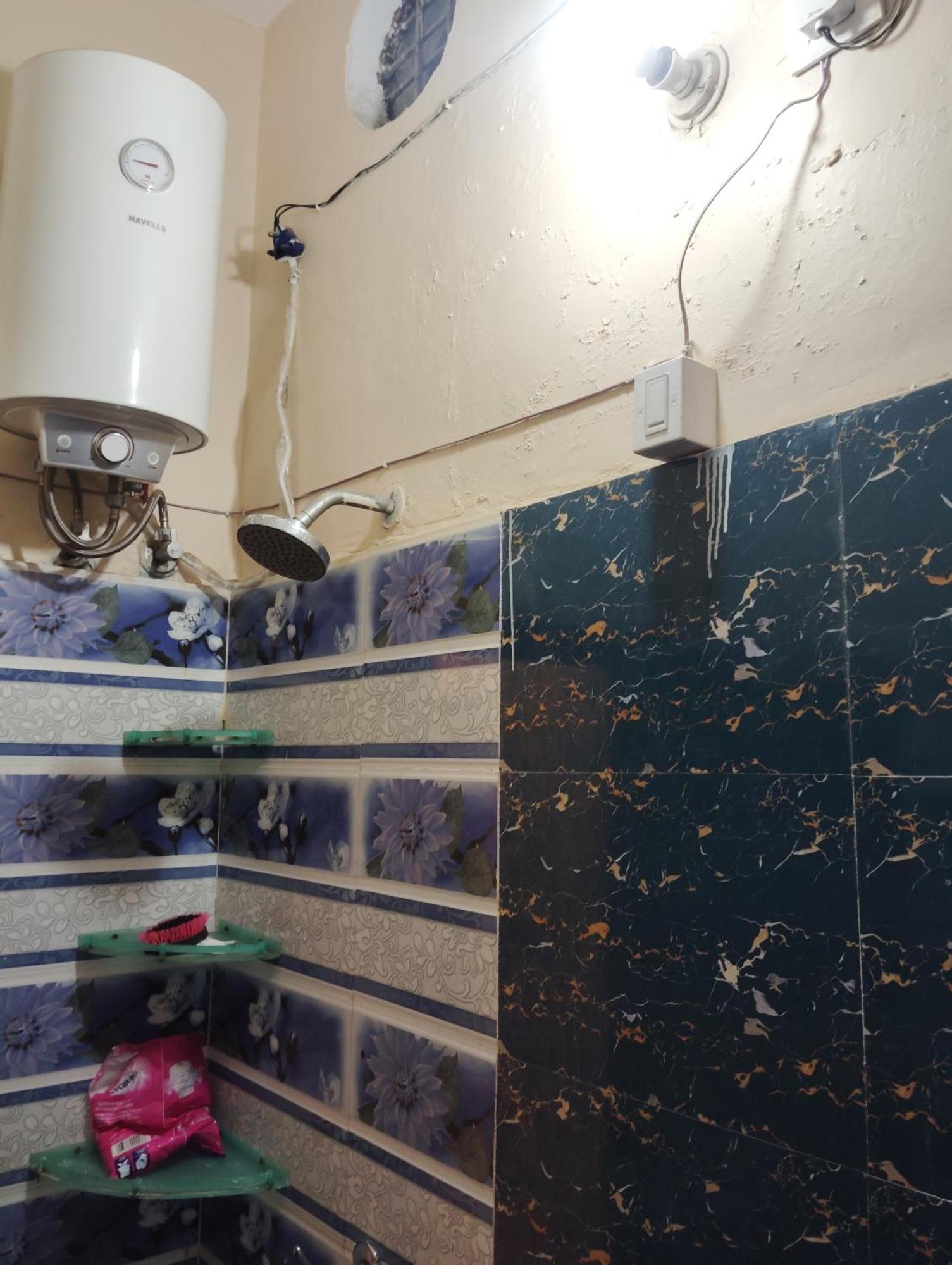 Om Palace Guest House Ayodhya Dhaam -Ac & Non Ac Rooms Ayodhya