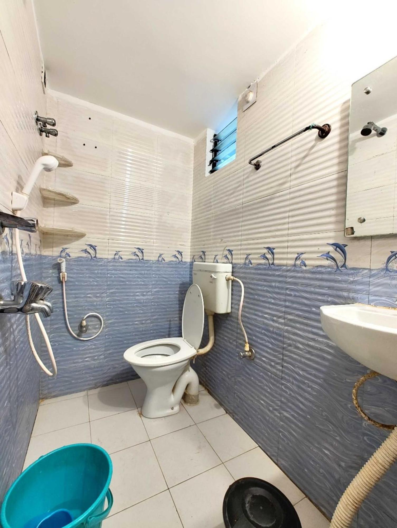 Gr Mateshwari Palace - Hotel-at-prime-location Spacious-room *