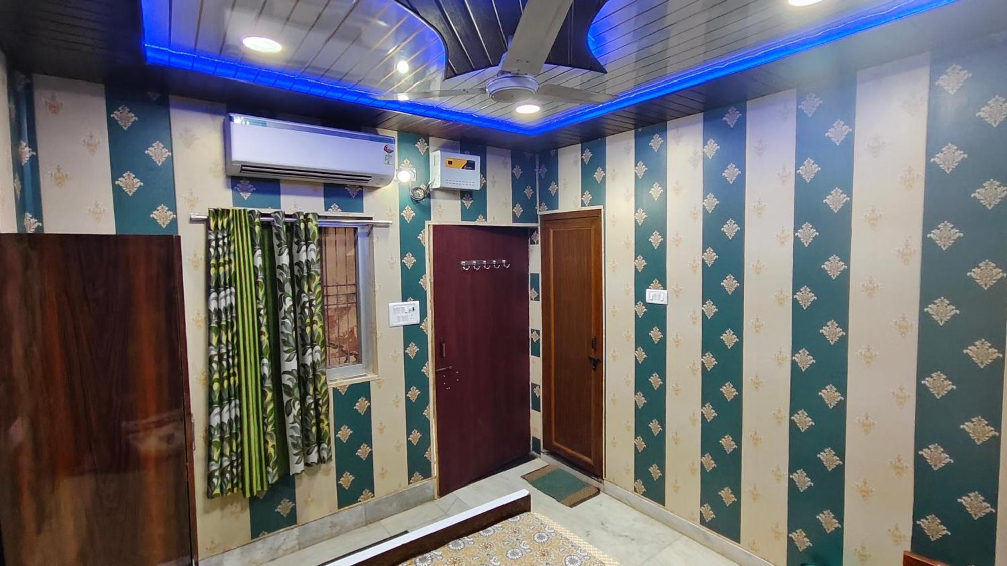 Homestay Raju 150 Meters From Shree Ram Janmbhoomi Temple 200 Meters From Dham Railway Station *