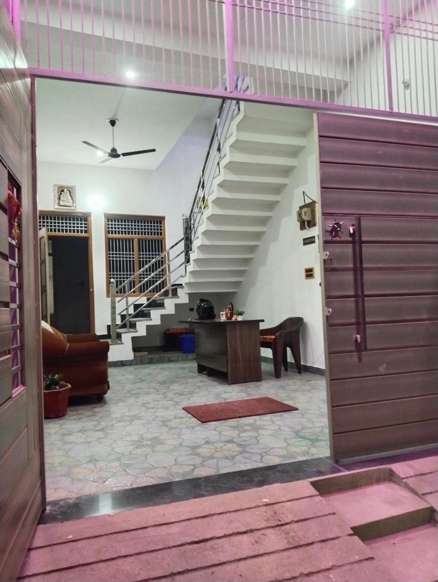 Homestay Shivangan *