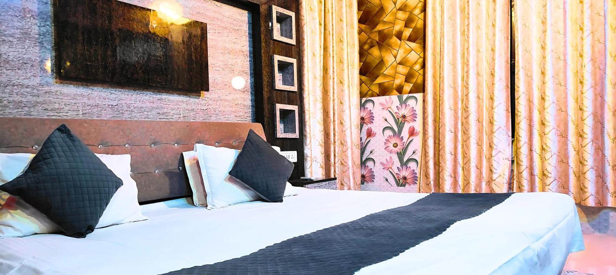 Ramayana Grand Hotel 3*