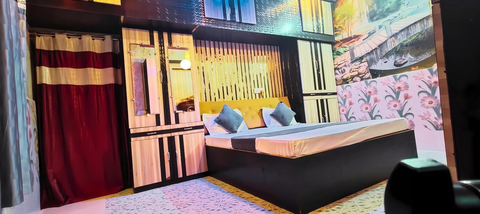 Hotel Ramayana Grand Ayodhya