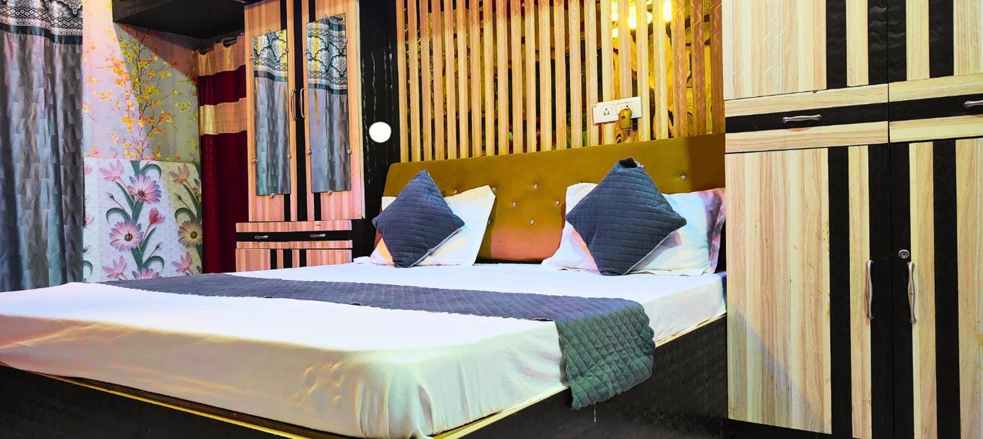 Hotel Ramayana Grand 3*
