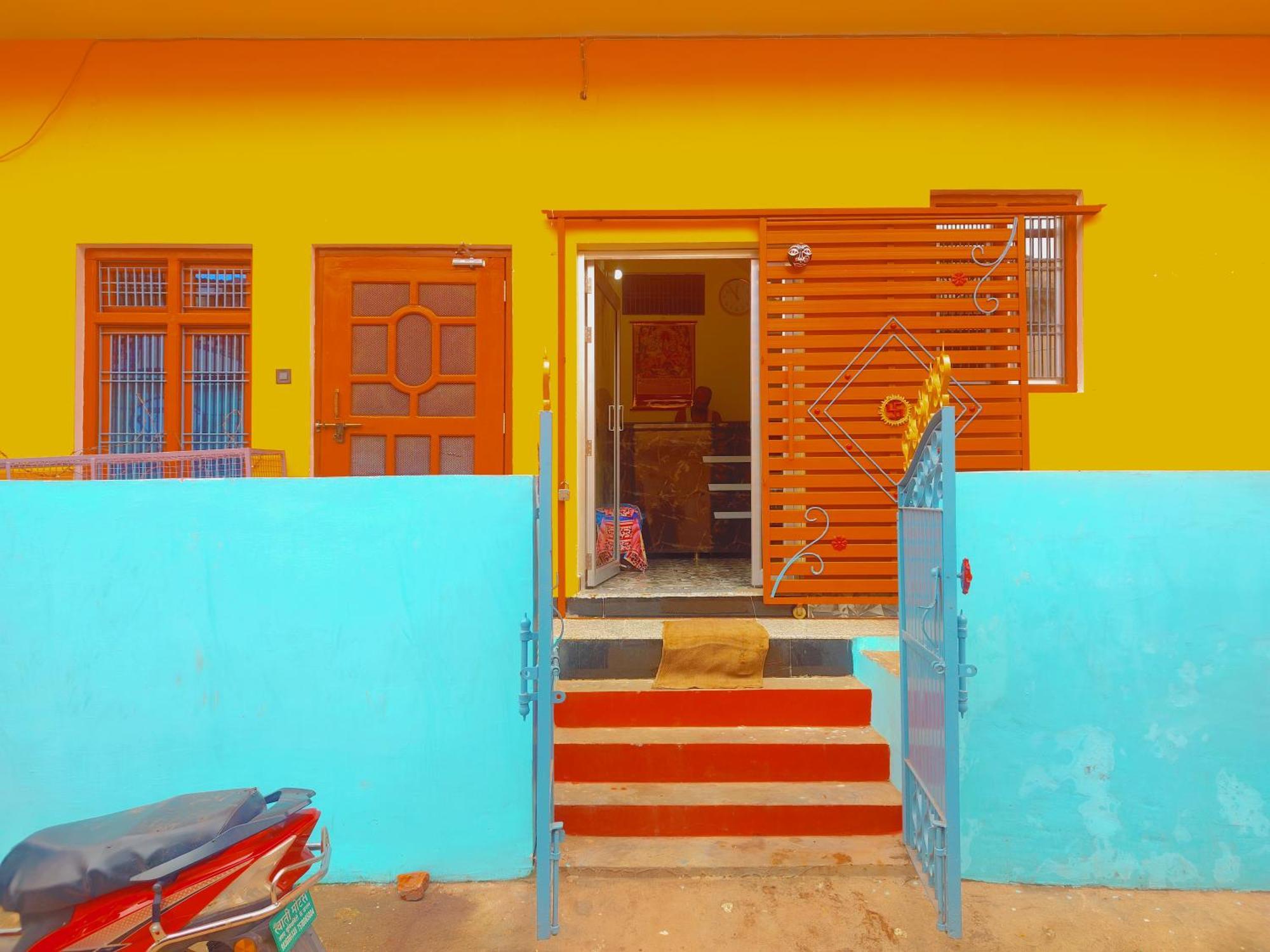Hotel Mithila Nilayam 200 Mtr From Ram Janam Bhumi