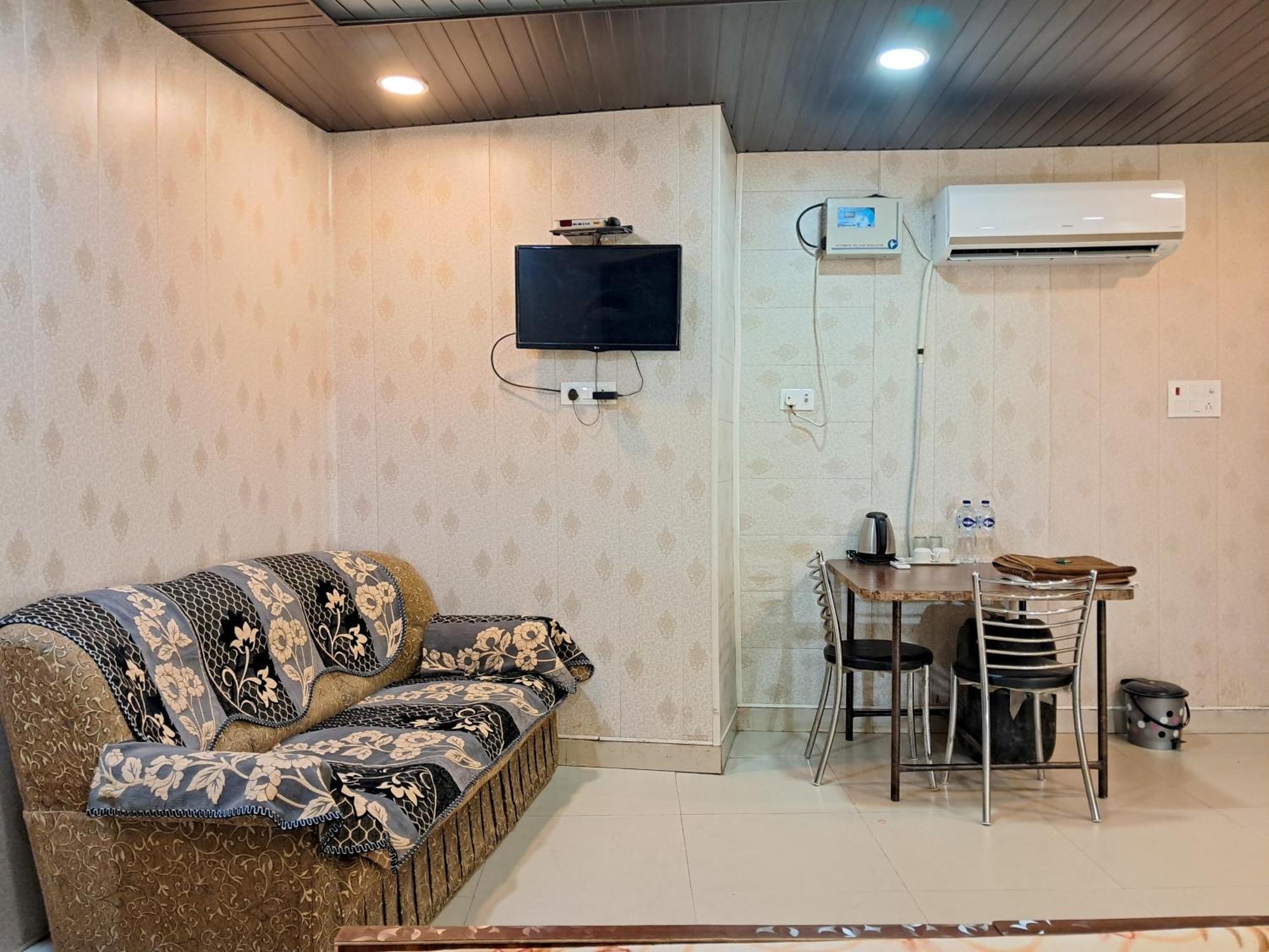 Ld Guest House,
