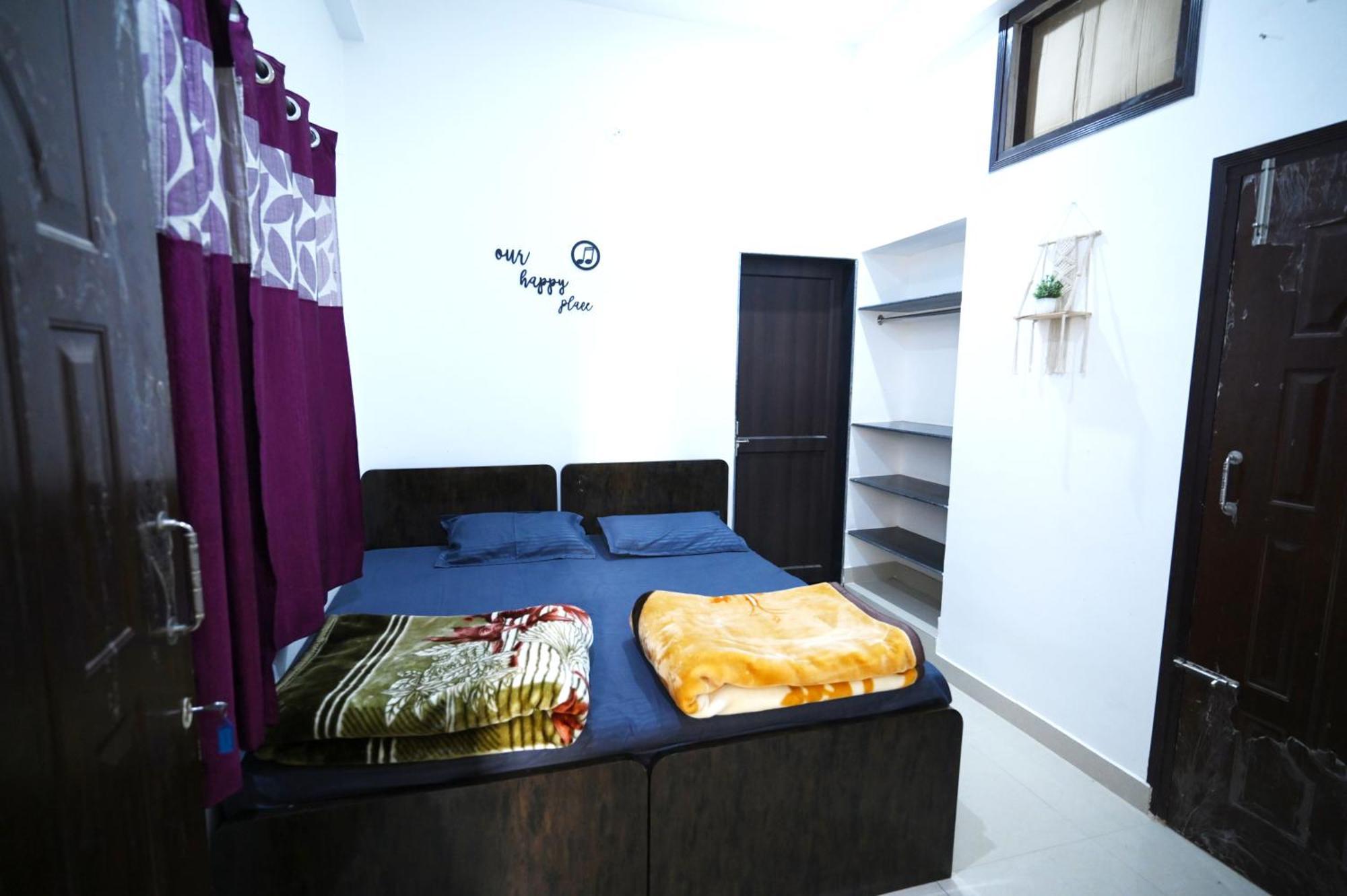 Janki Sadan Near Ram Janam Bhumi Hotel 2*