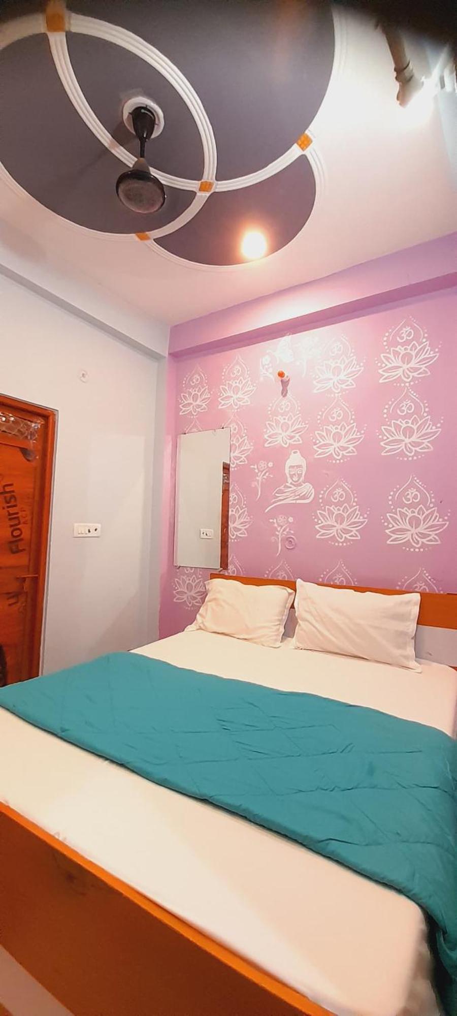 Shiv Niketan 200mtr From Shri Ram Mandir Ayodhya