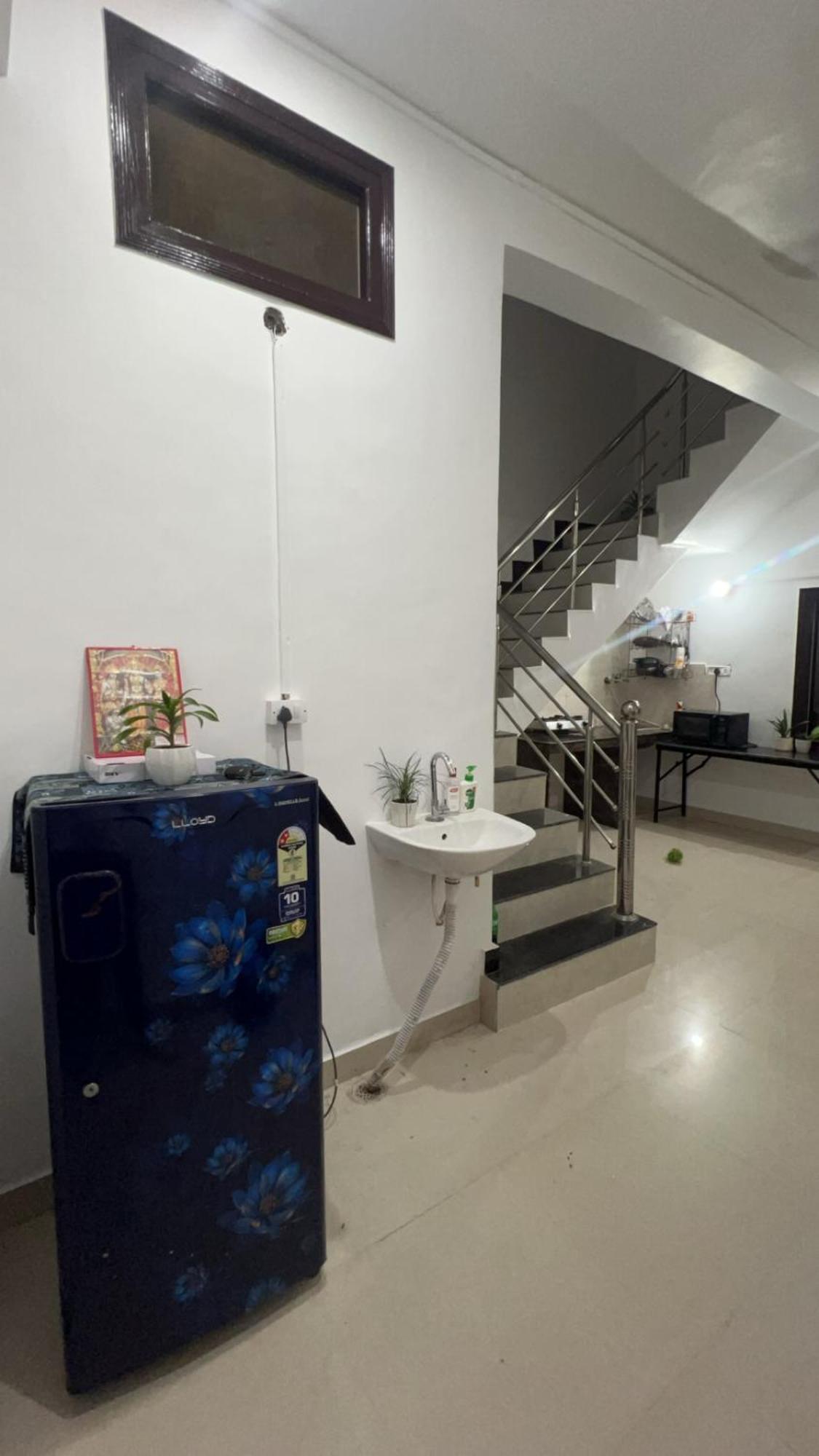 Janki Sadan Near Ram Janam Bhumi Hotel