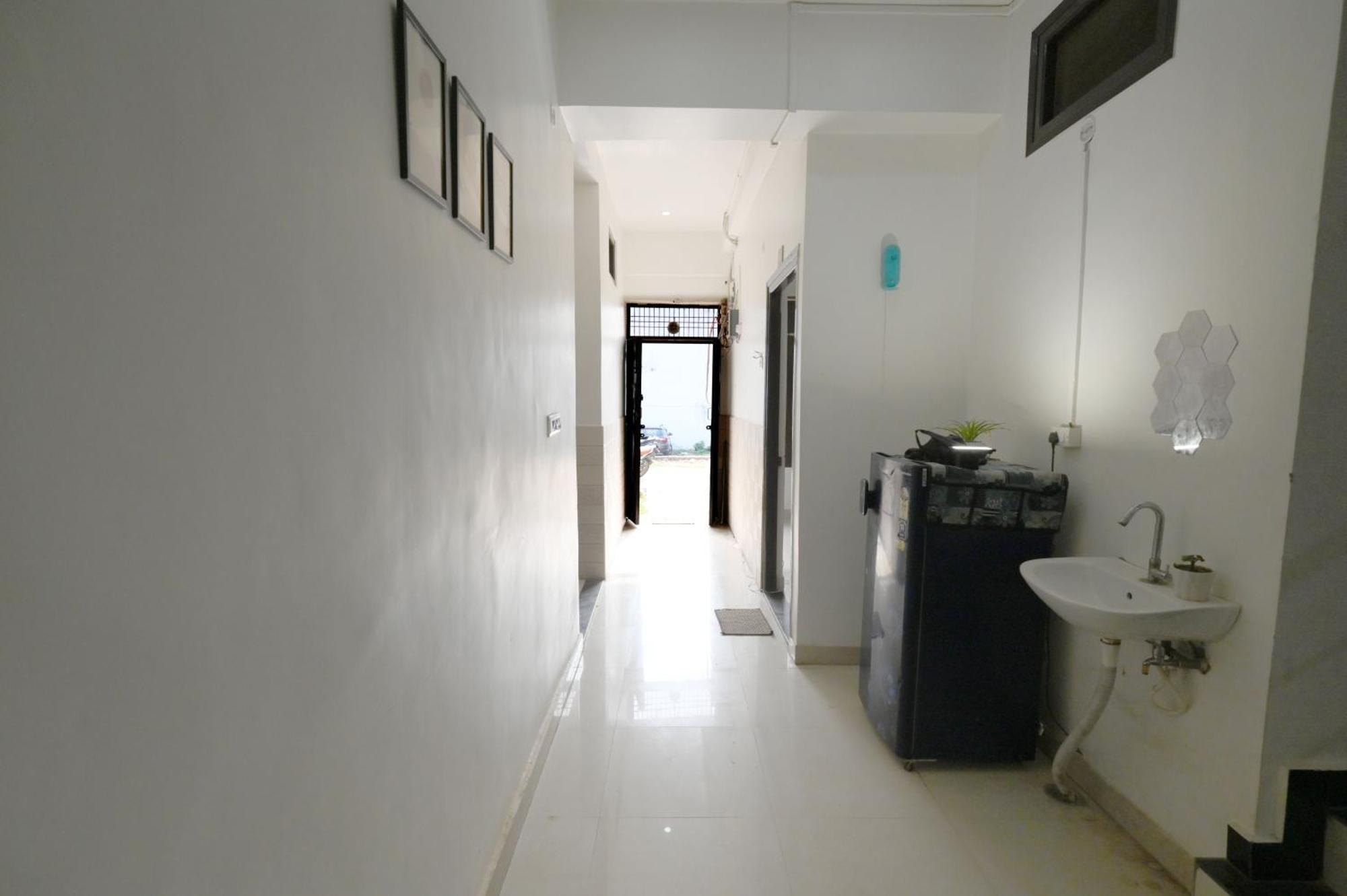 Janki Sadan Near Ram Janam Bhumi 2*