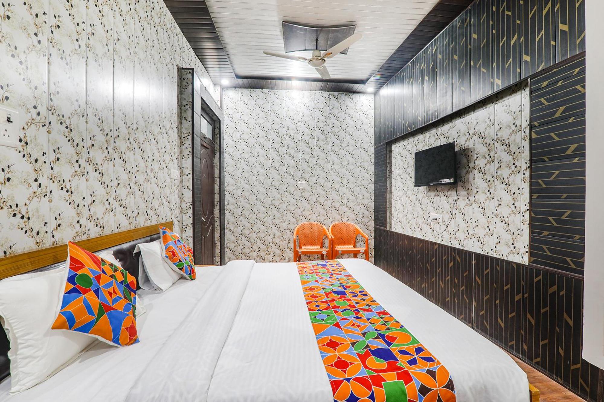 Hotel Fabexpress Milan Palace Ayodhya