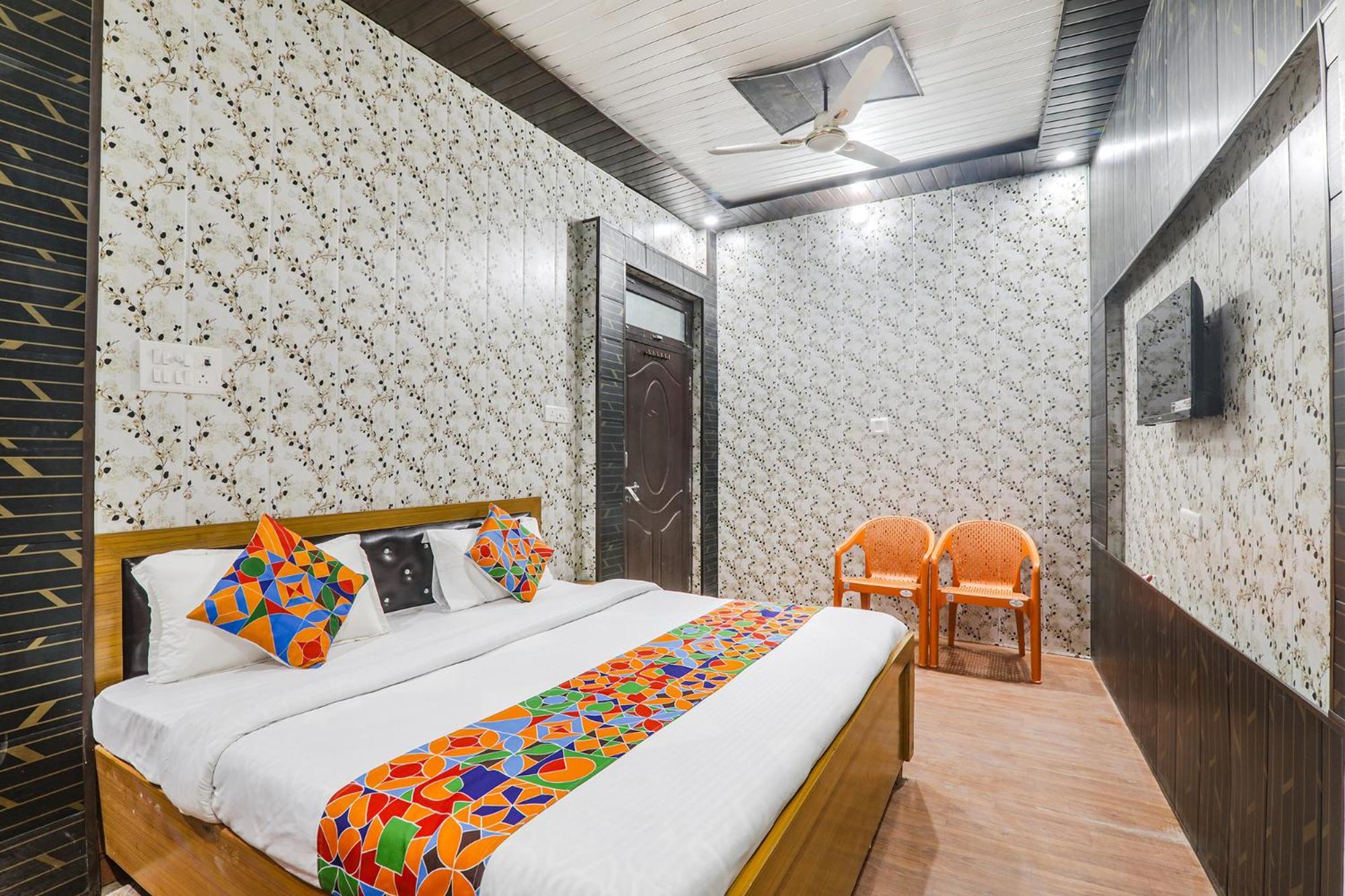 Fabexpress Milan Palace Ayodhya