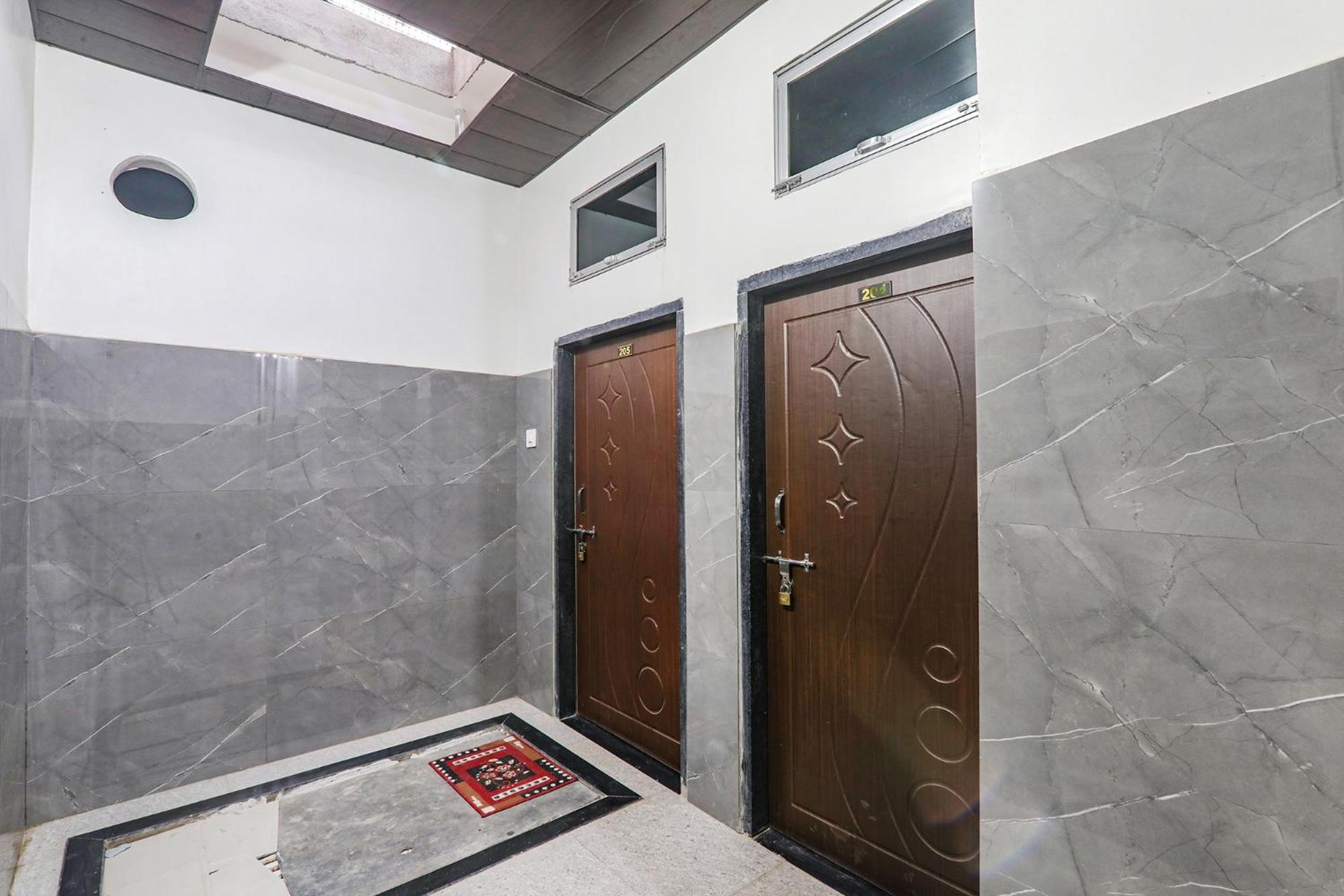 Fabexpress Milan Palace Hotel 3*