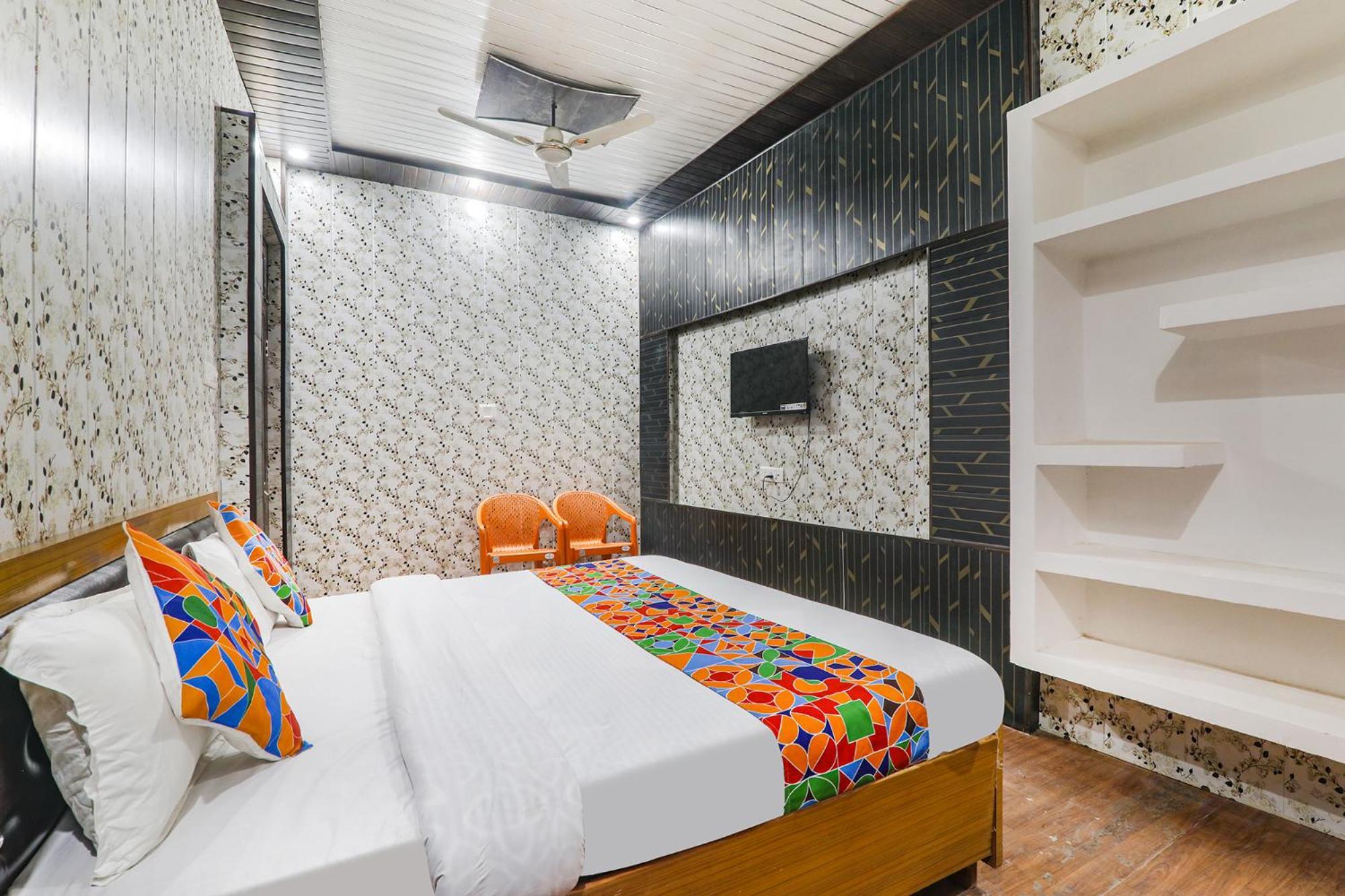 Hotel Fabexpress Milan Palace Ayodhya
