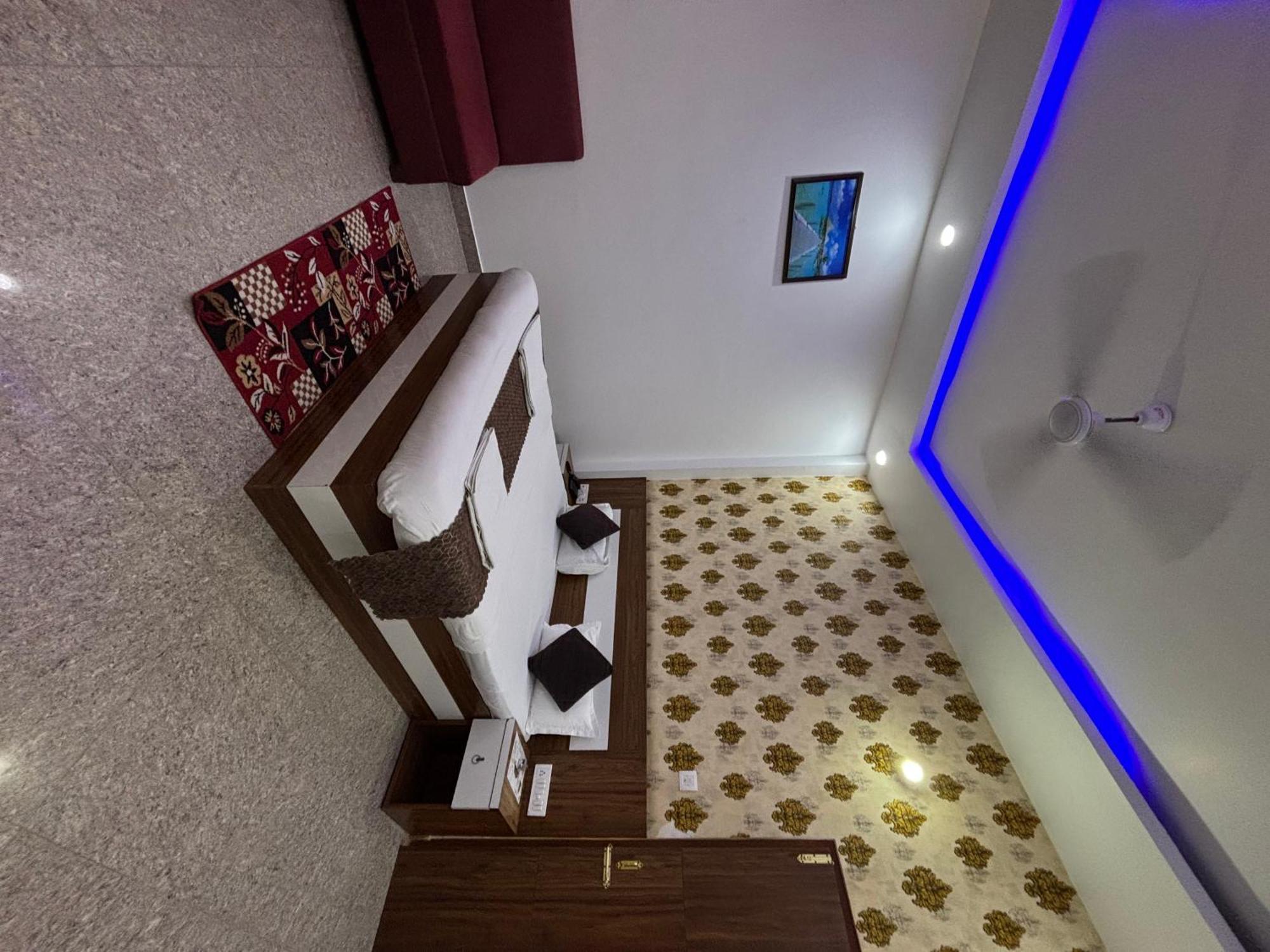 Ramay Palace Ayodhya