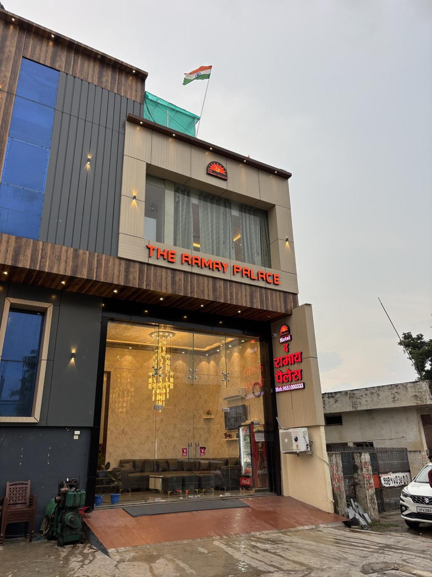 Ramay Palace Hotel Ayodhya