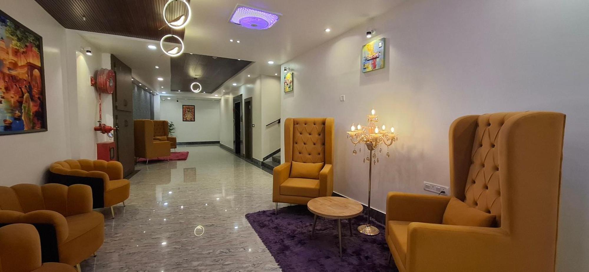 Blueneck A Veg Place Hotel Ayodhya