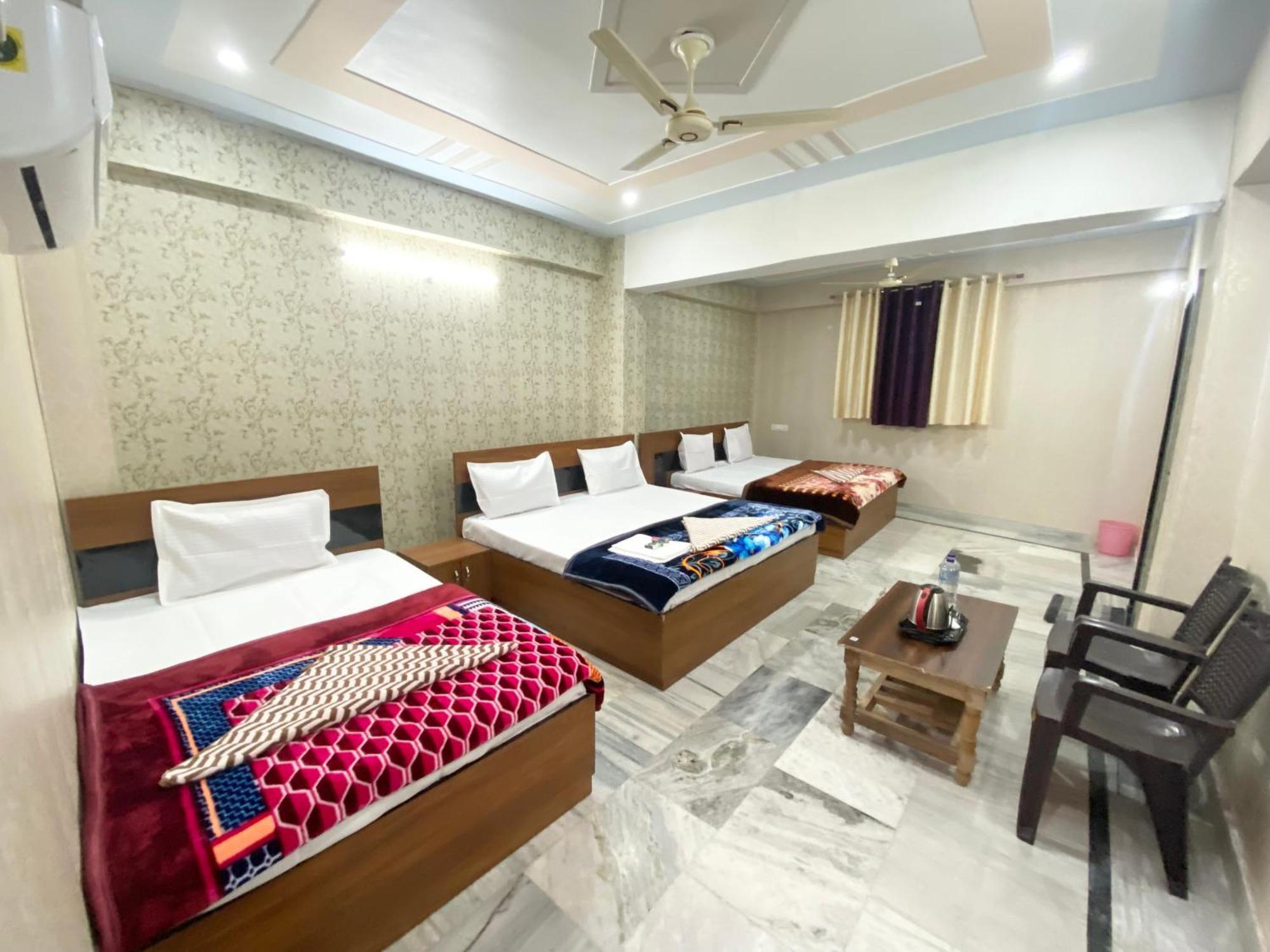 Vrisha Hotel 3*
