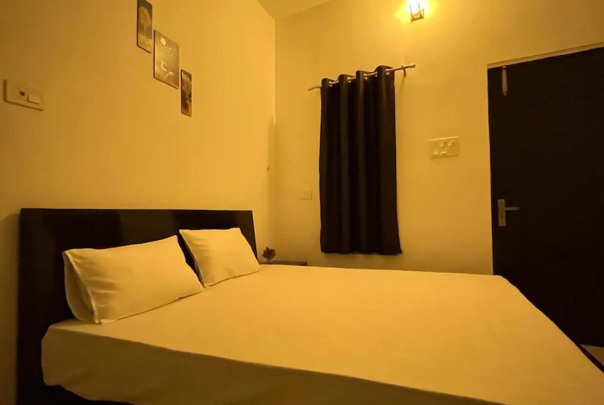 Ashoka Aashram Near Shri Ram Janmabhoomi - Prime Location With Luxury And Spacious - Book Now Homestay Ayodhya