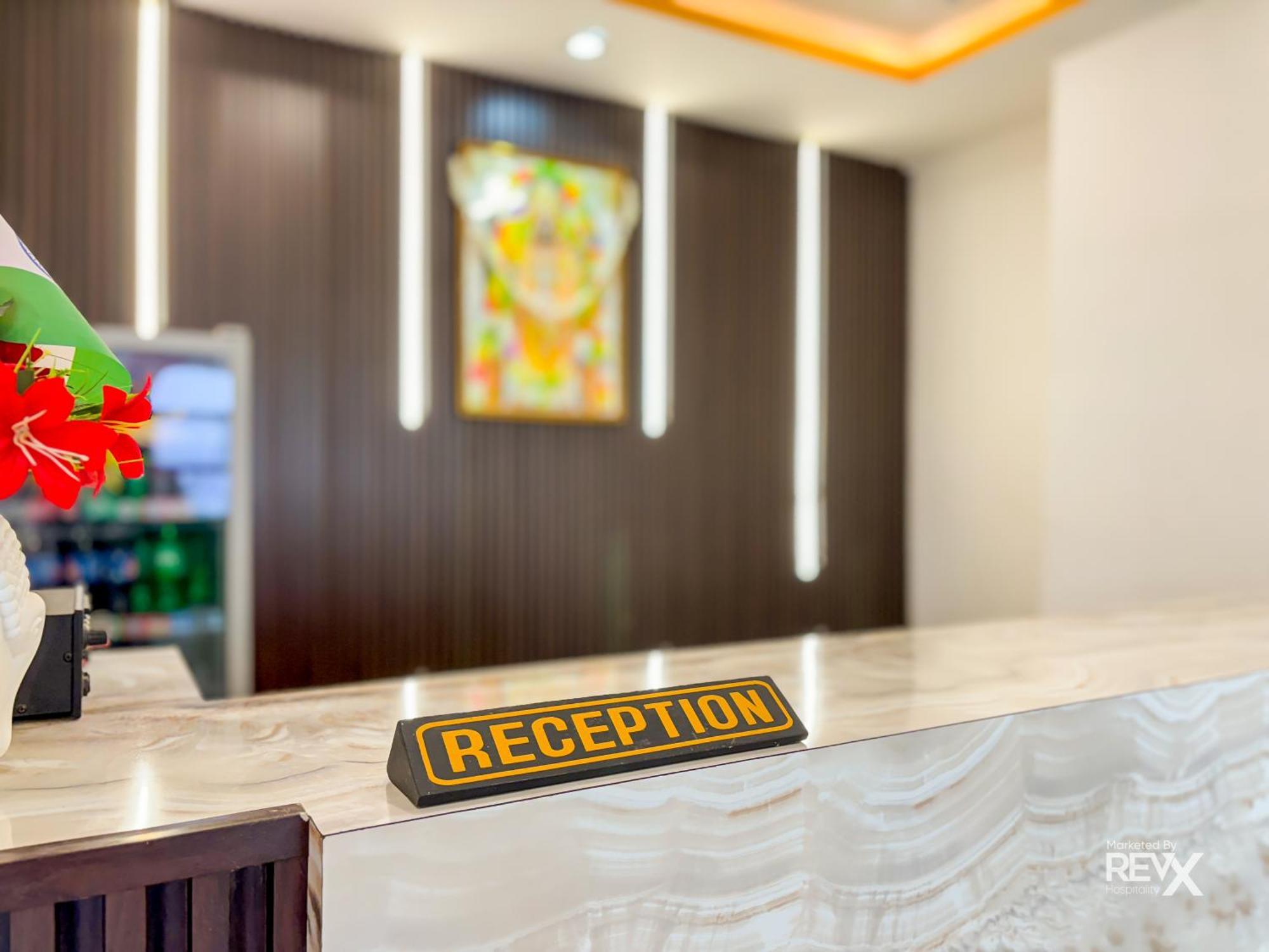 Raghuveer Sadan, Near Ram Mandir -10 Min Walk Hotel 2*